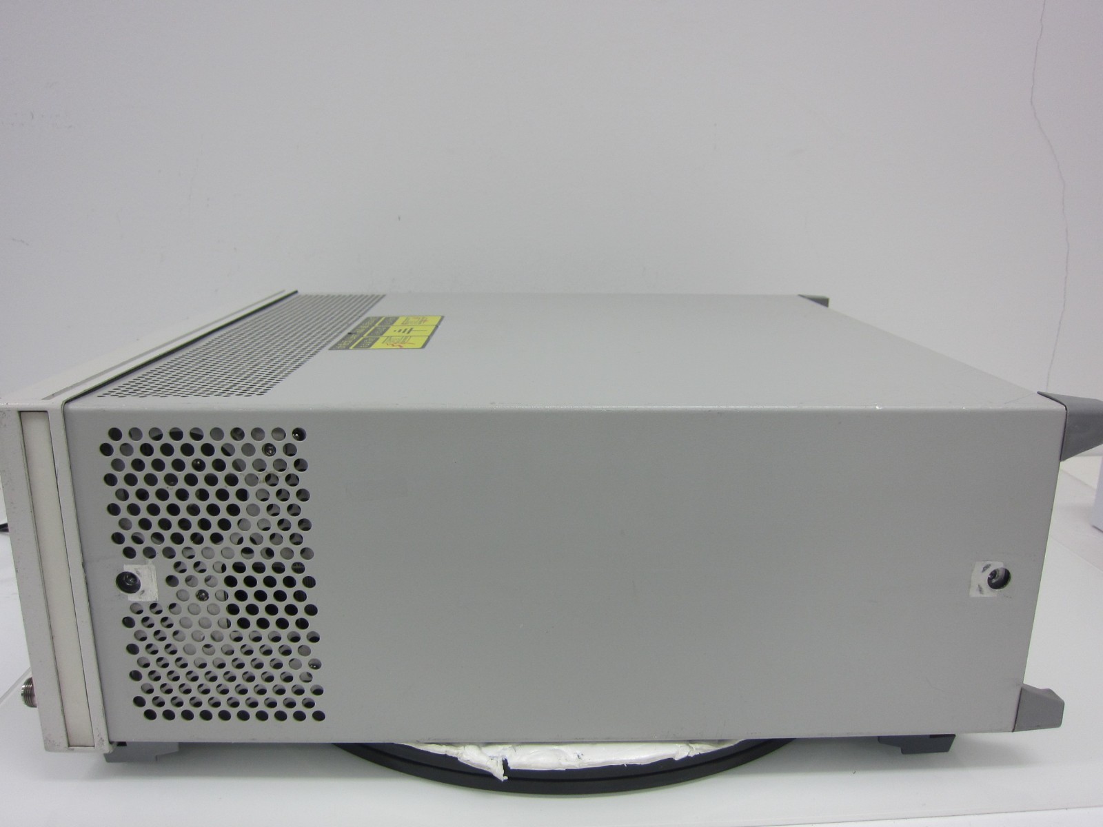 HP/KEYSIGHT/ Agilent E4445A 3Hz-13.2 GHz Spectrum Analyzer with Opts, Calibrated