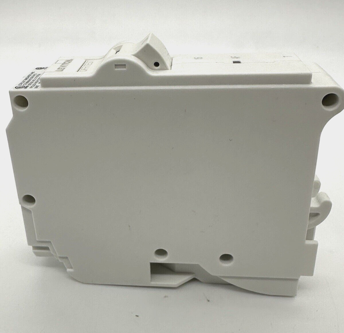 Leviton 15A 1-pole 120v AfCI Circuit breaker LB115-AFT -arc-fault -NEW IN BOX