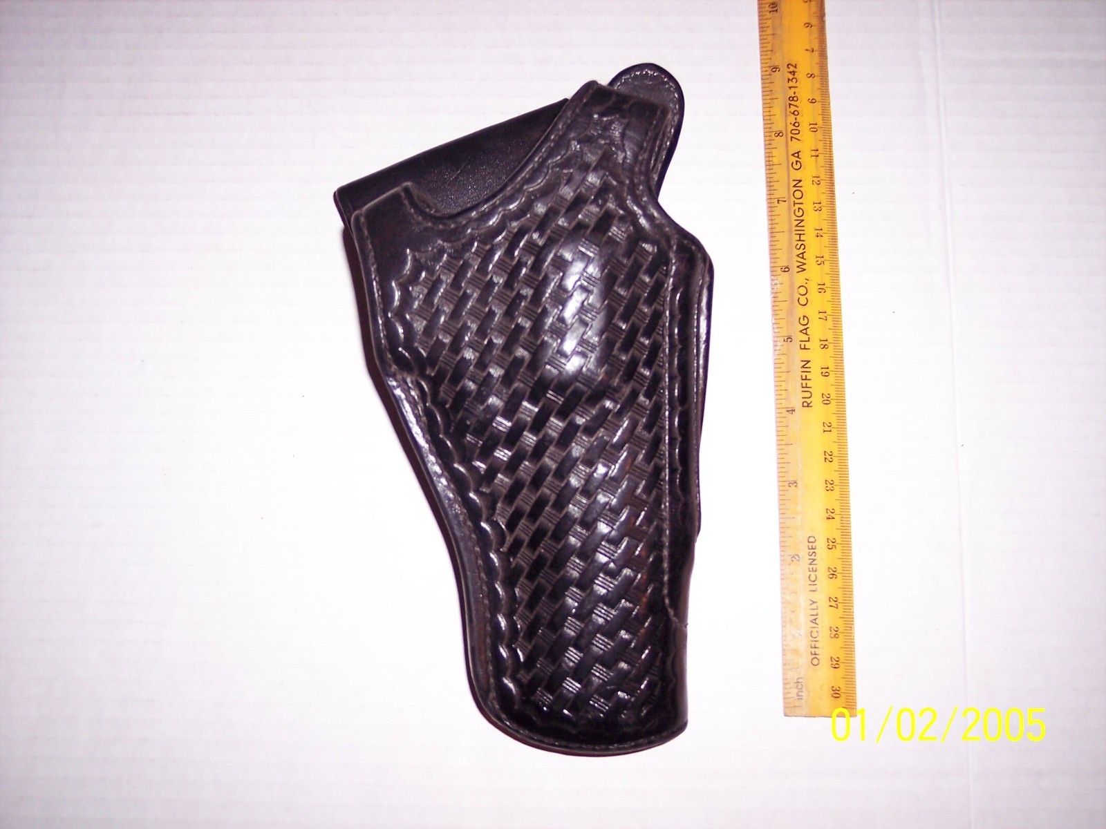 Right Hand Vintage Bianchi Holster For .38. 357 up to 6″ Basketweave