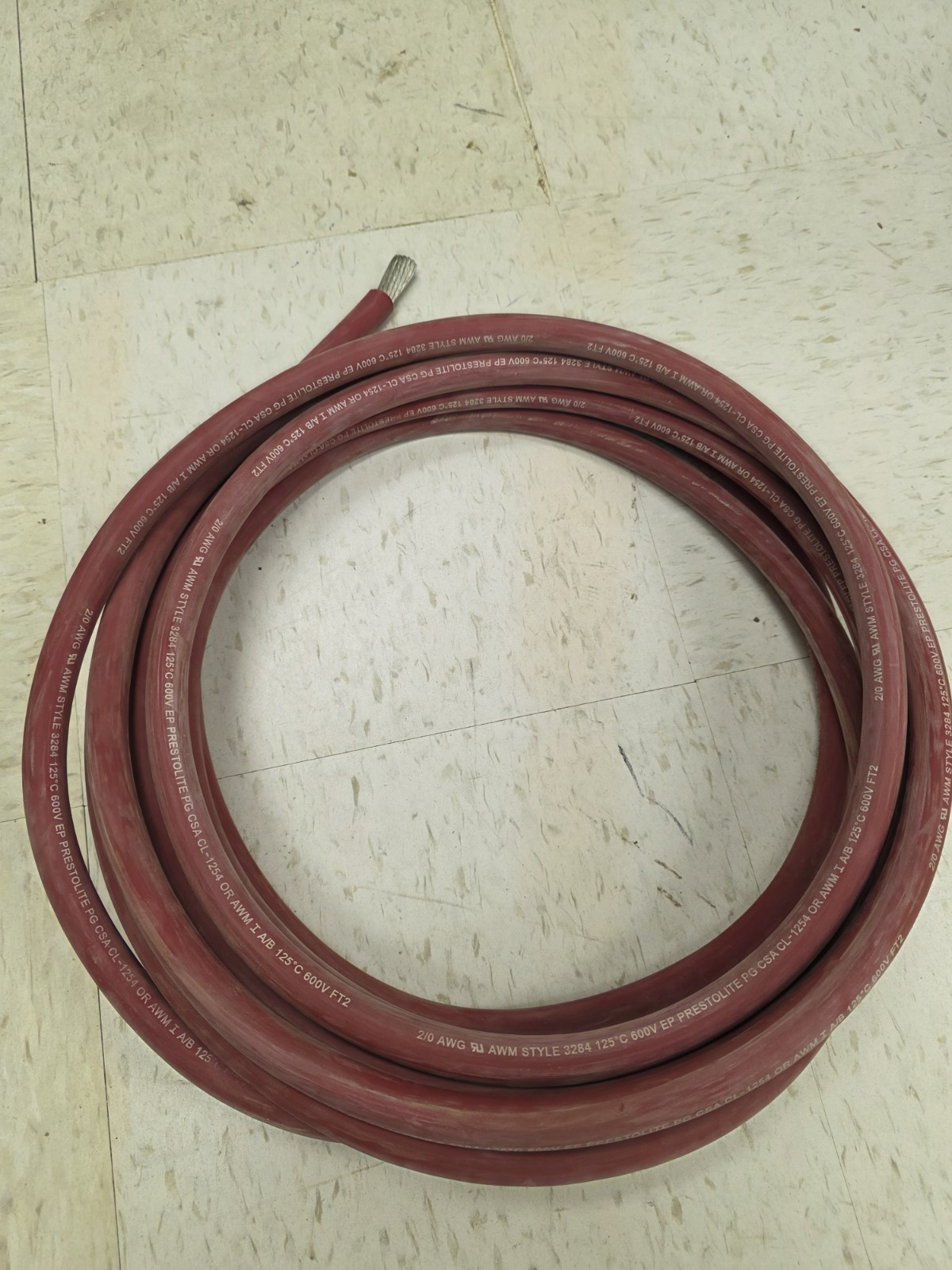 2/0 AWG Copper Wire 12-17 Ft. lengths. red or black. I can cut to length $4/ft.