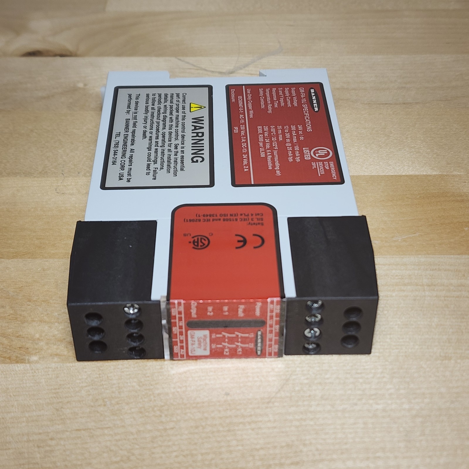 Banner GM-FA-10J Gate Monitoring Safety Relay Module 24VAC/DC 60987