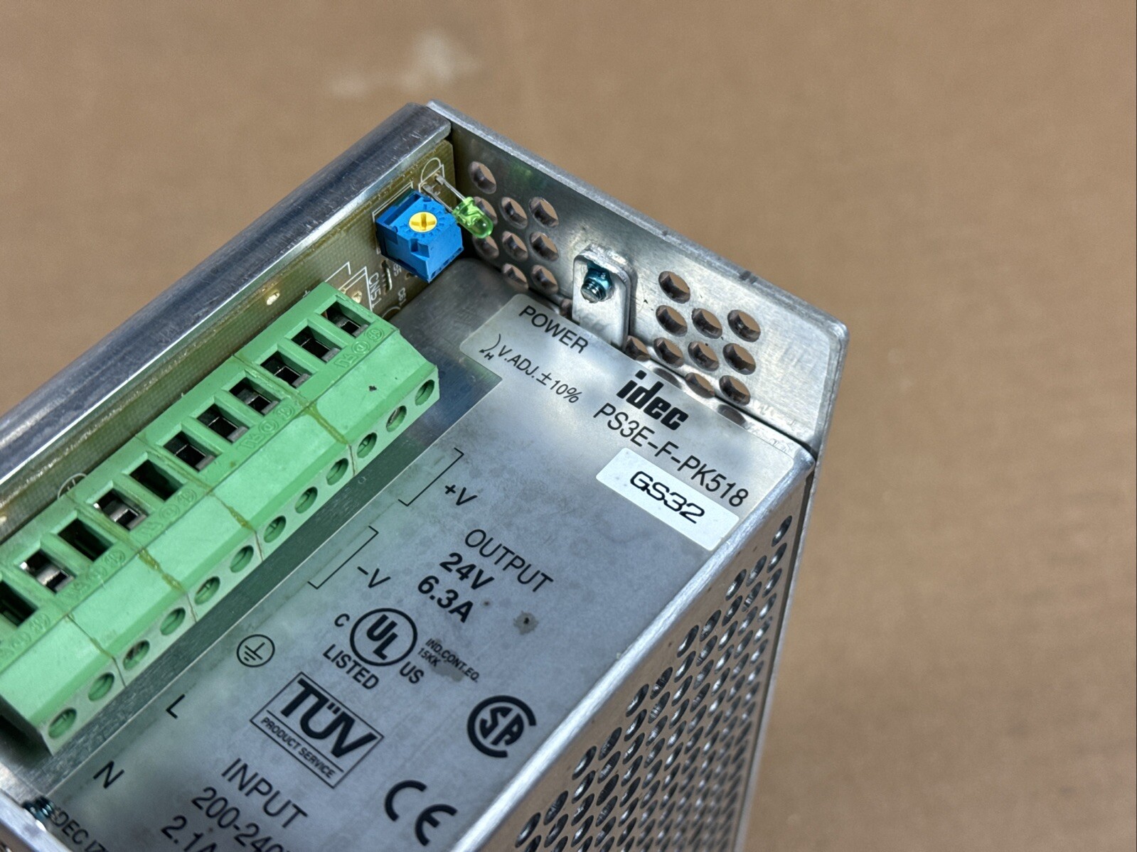IDEC PS3E-F-PK518 Power Supply 200-240V IN 24V @ 6.3A OUT WARRANTY FAST SHIPPING