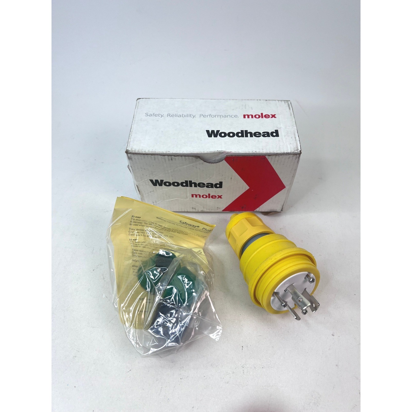Daniel Woodhead Molex 1301470072 Watertite Plug NEMA L5-30 30A 125V Yellow