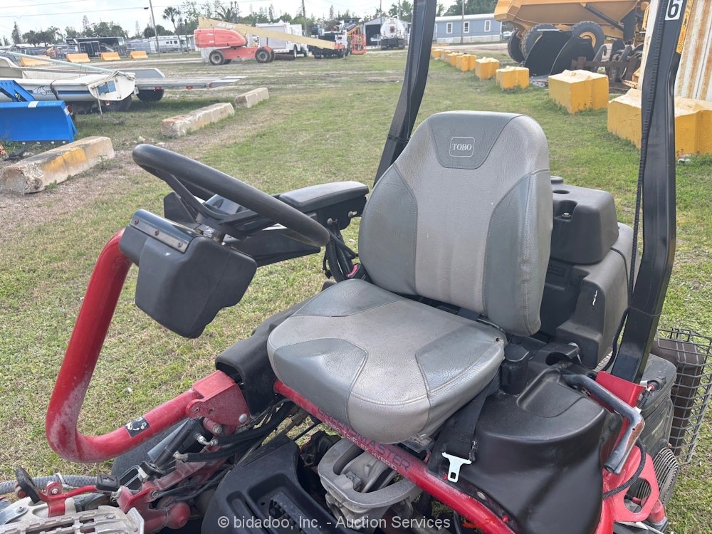 2021 Toro Greensmaster TriFlex 3320 Ride-On Grounds Golf Course Mower bidadoo