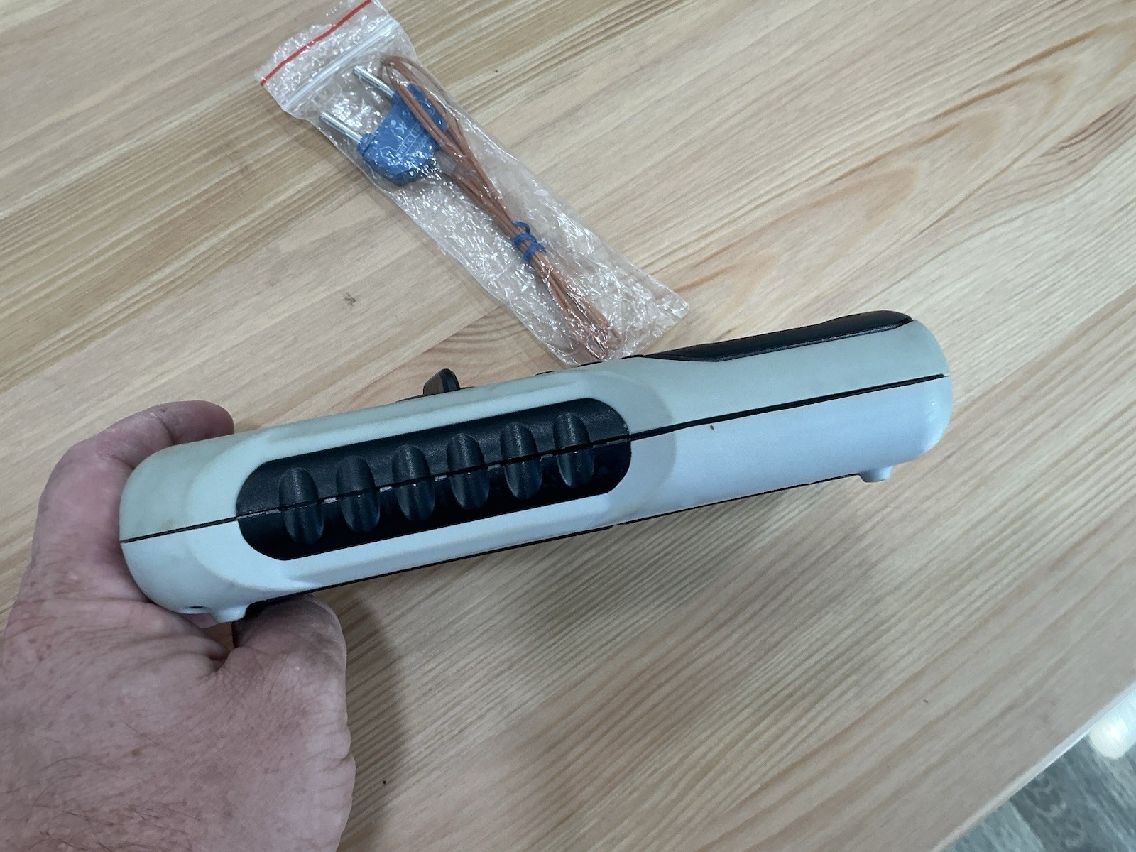 Megger AVO 835 True RMS Multimeter