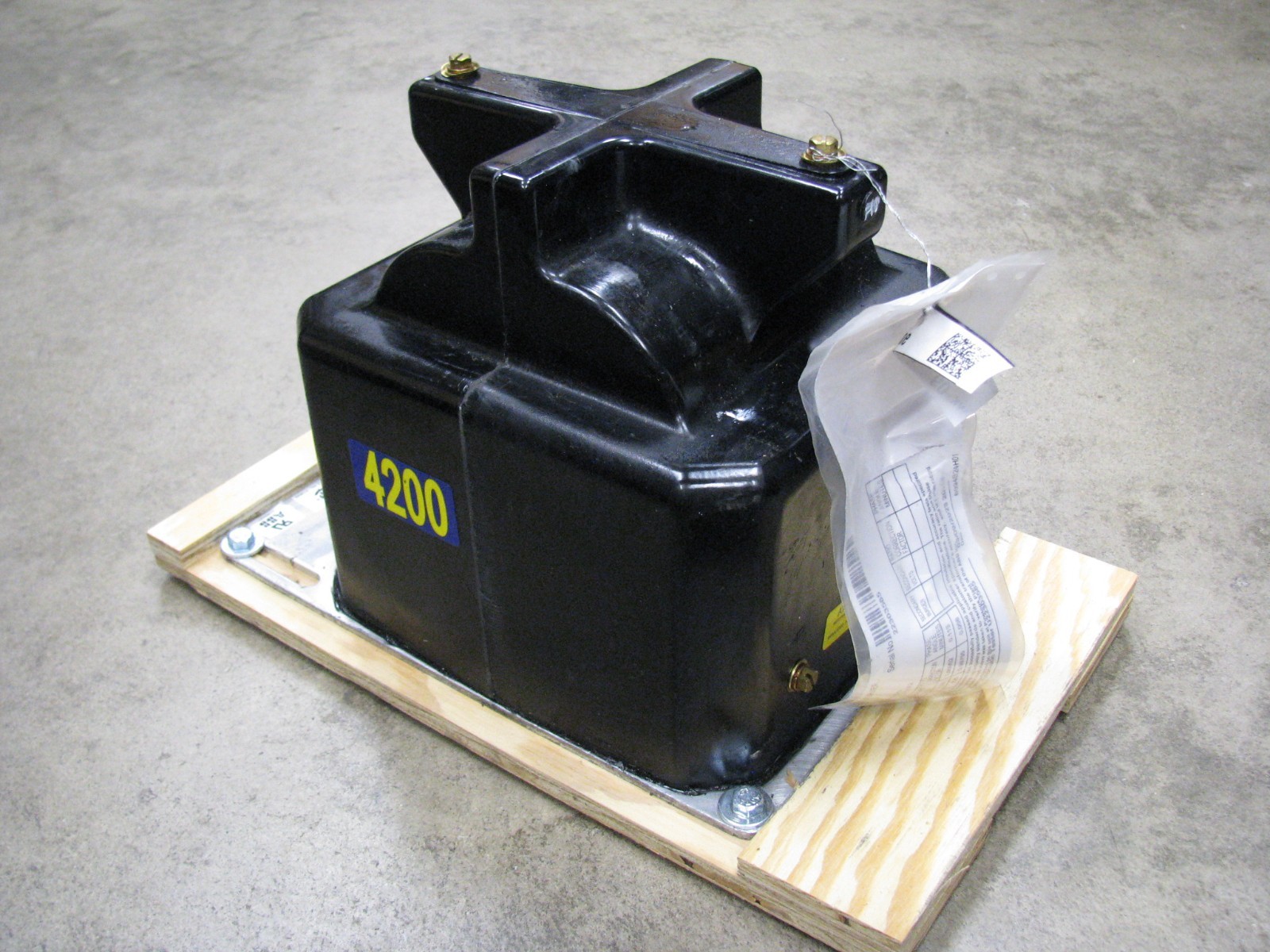 7525A71G02 ABB Electrical Transformer VIZ-75 Ratio 35:1