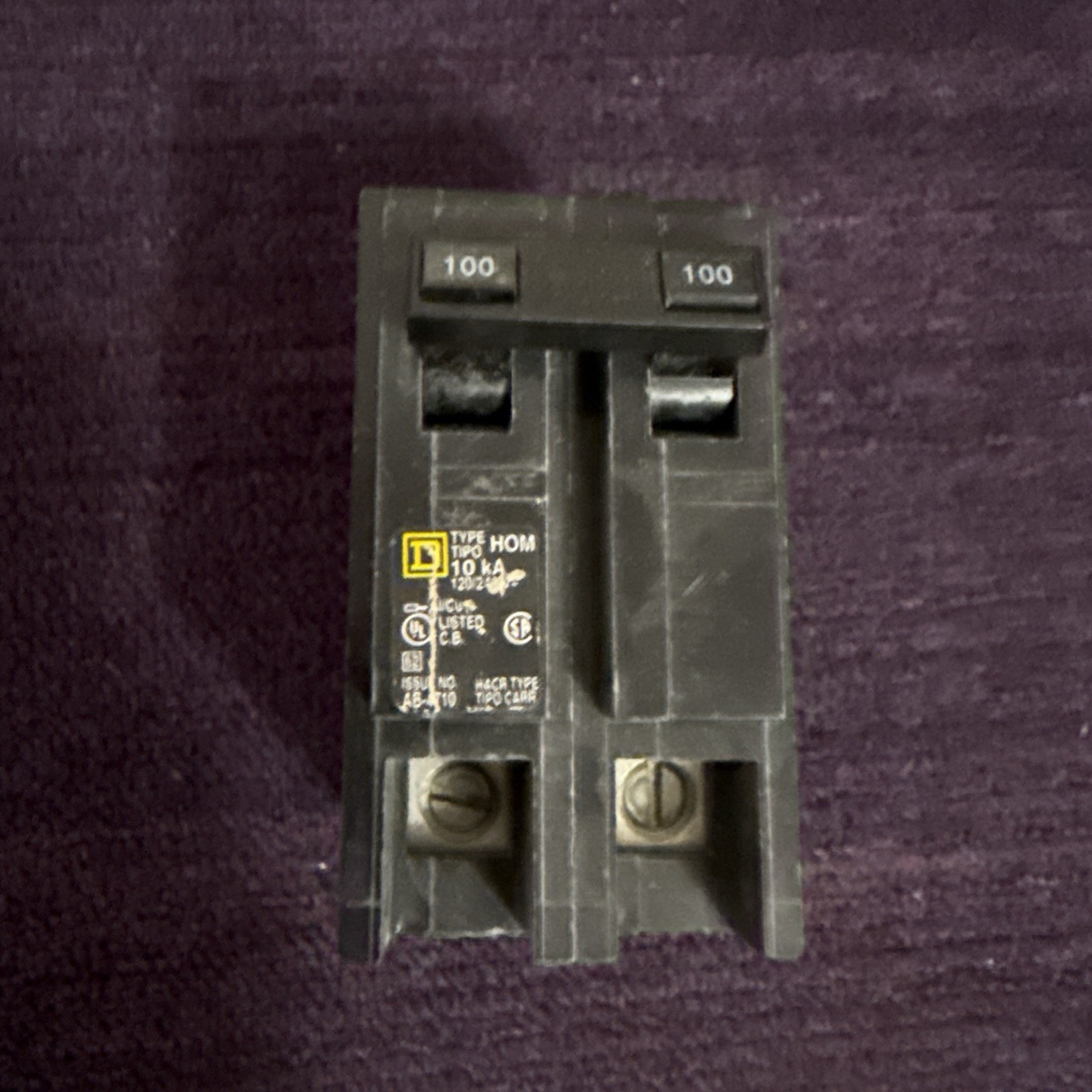 Square D HOM2100 100A (3 PACK) Miniature Circuit Breaker BRAND NEW FAST DROP OFF