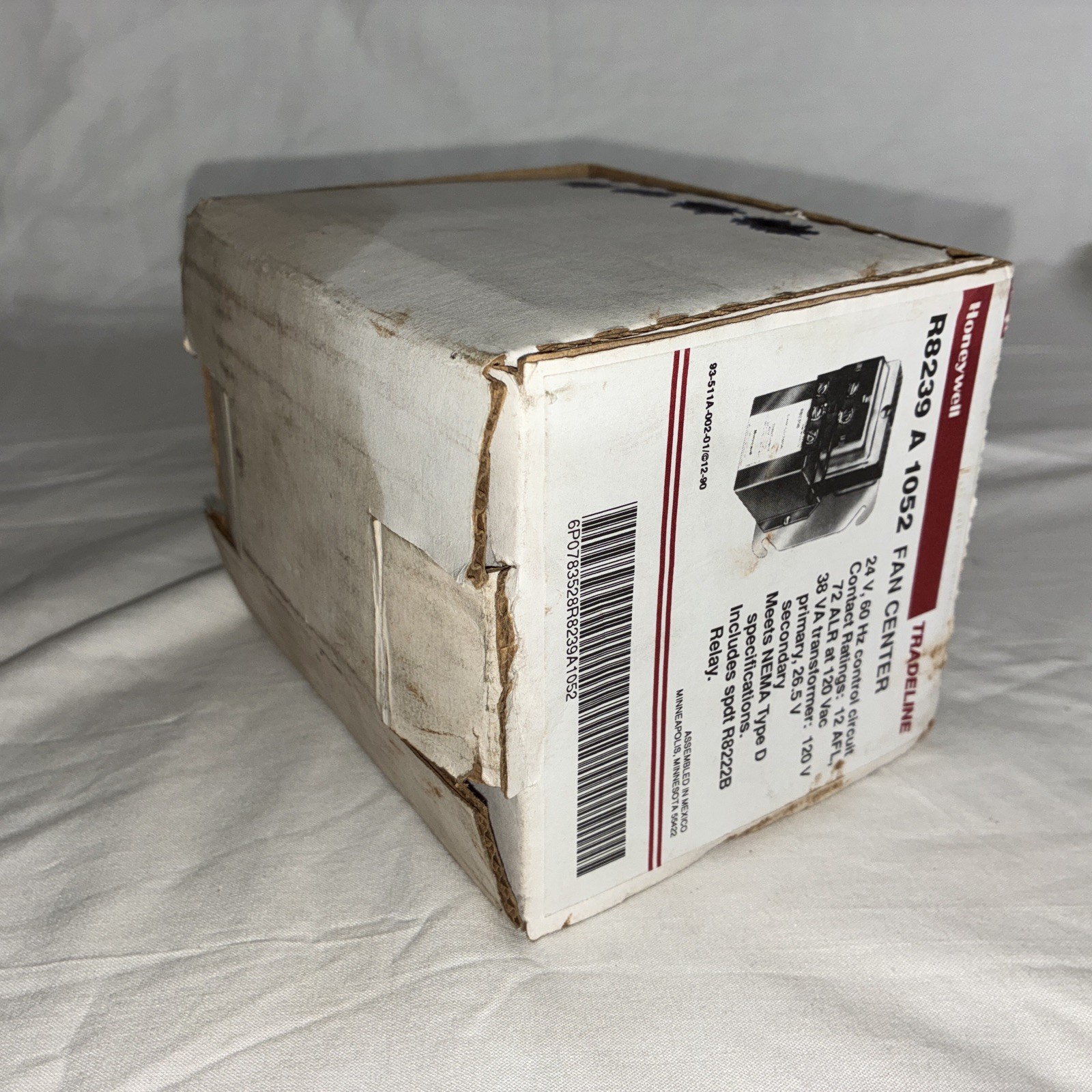 Honeywell TRADELINE R8239 A 1052 FAN CENTER 24V 60Hz