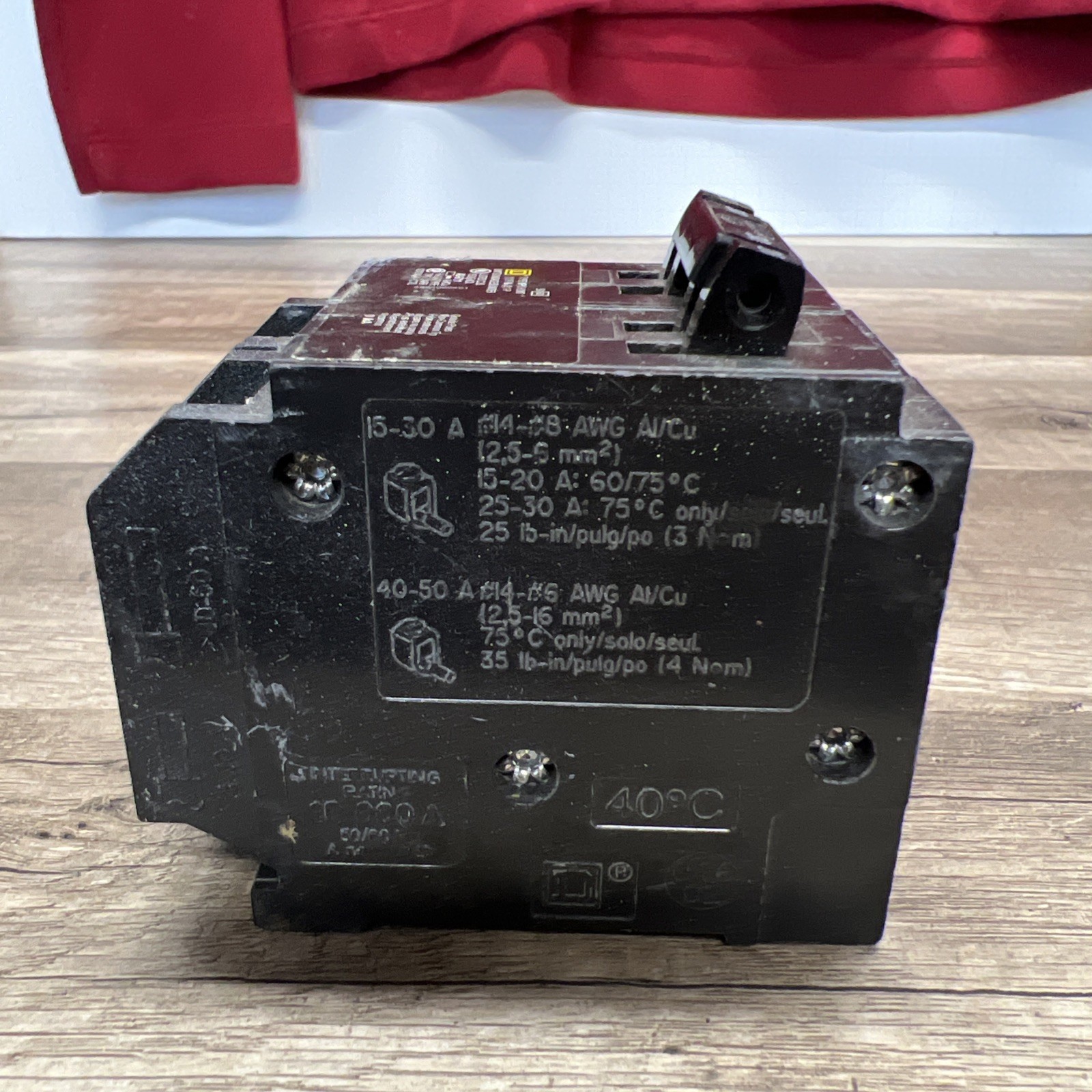 SQUARE D HOMELINE HOMT2020230CP QUAD 2x 20A 1P/ 1x 2P 30A CIRCUIT BREAKER