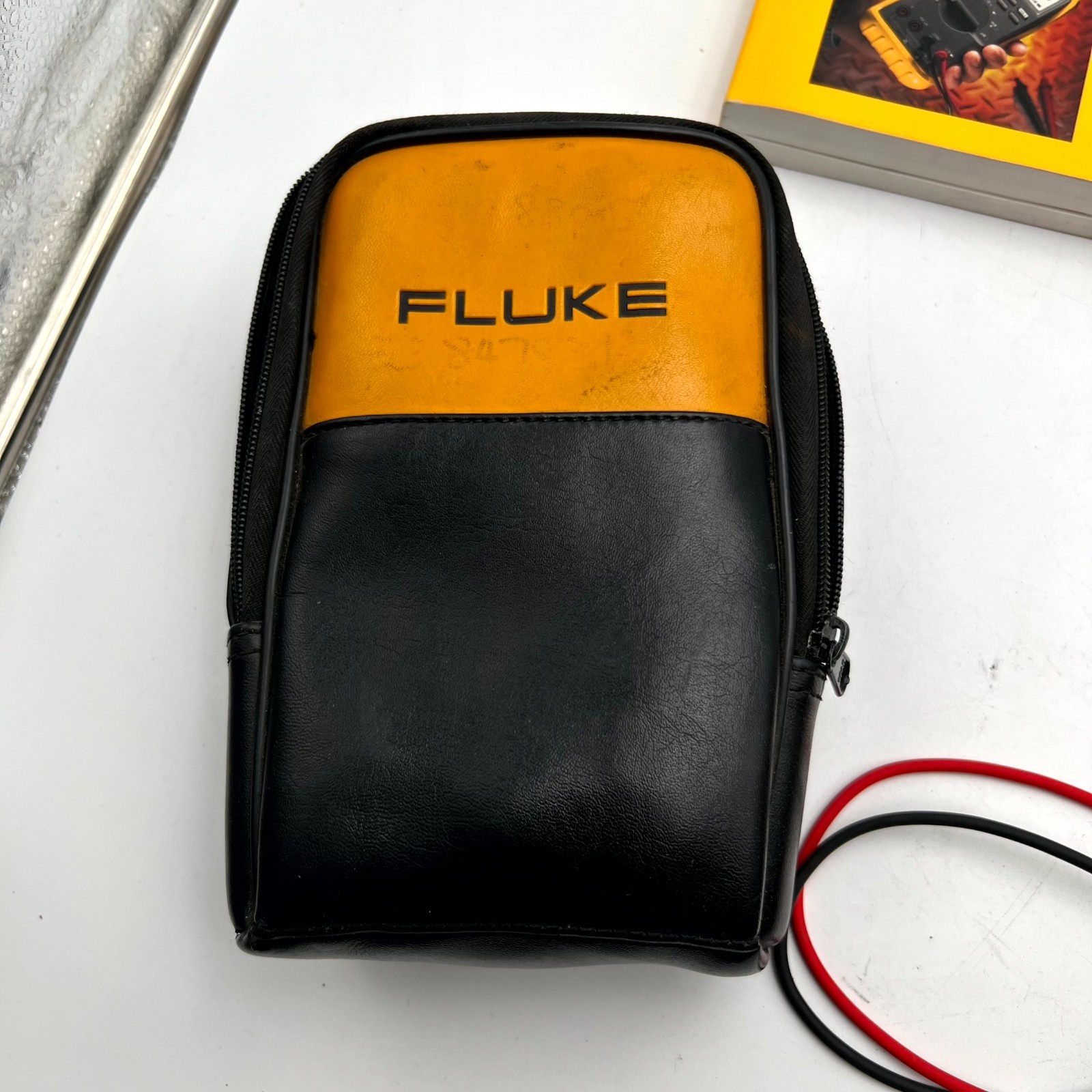 Fluke 789 ProcessMeter Digital Multimeter Loop Calibrator LCD Display With Leads