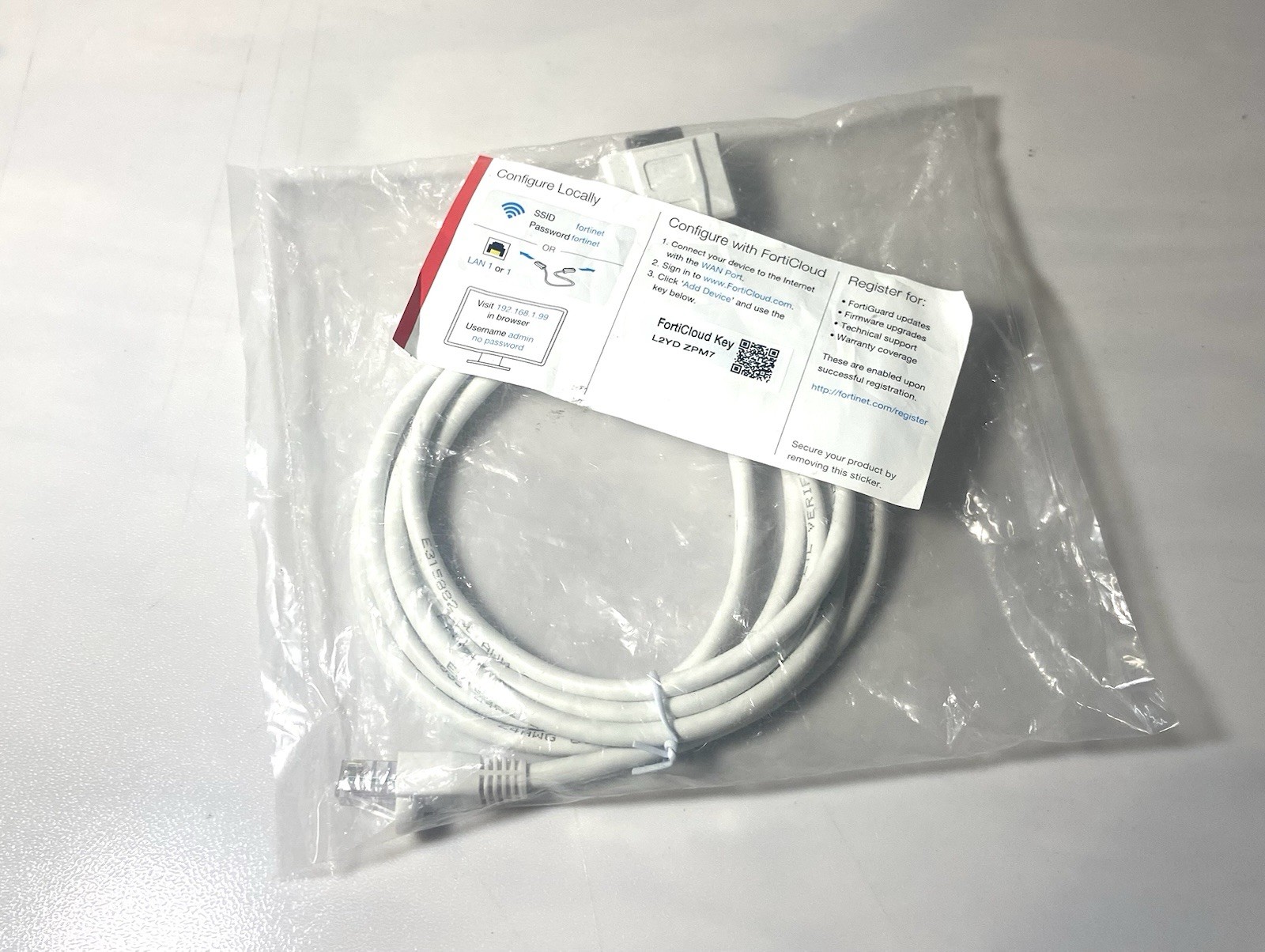 E315882 CAT5.E Patch Cable, 24awg, Forti gate Console Cable 6FT, Forti net Cable
