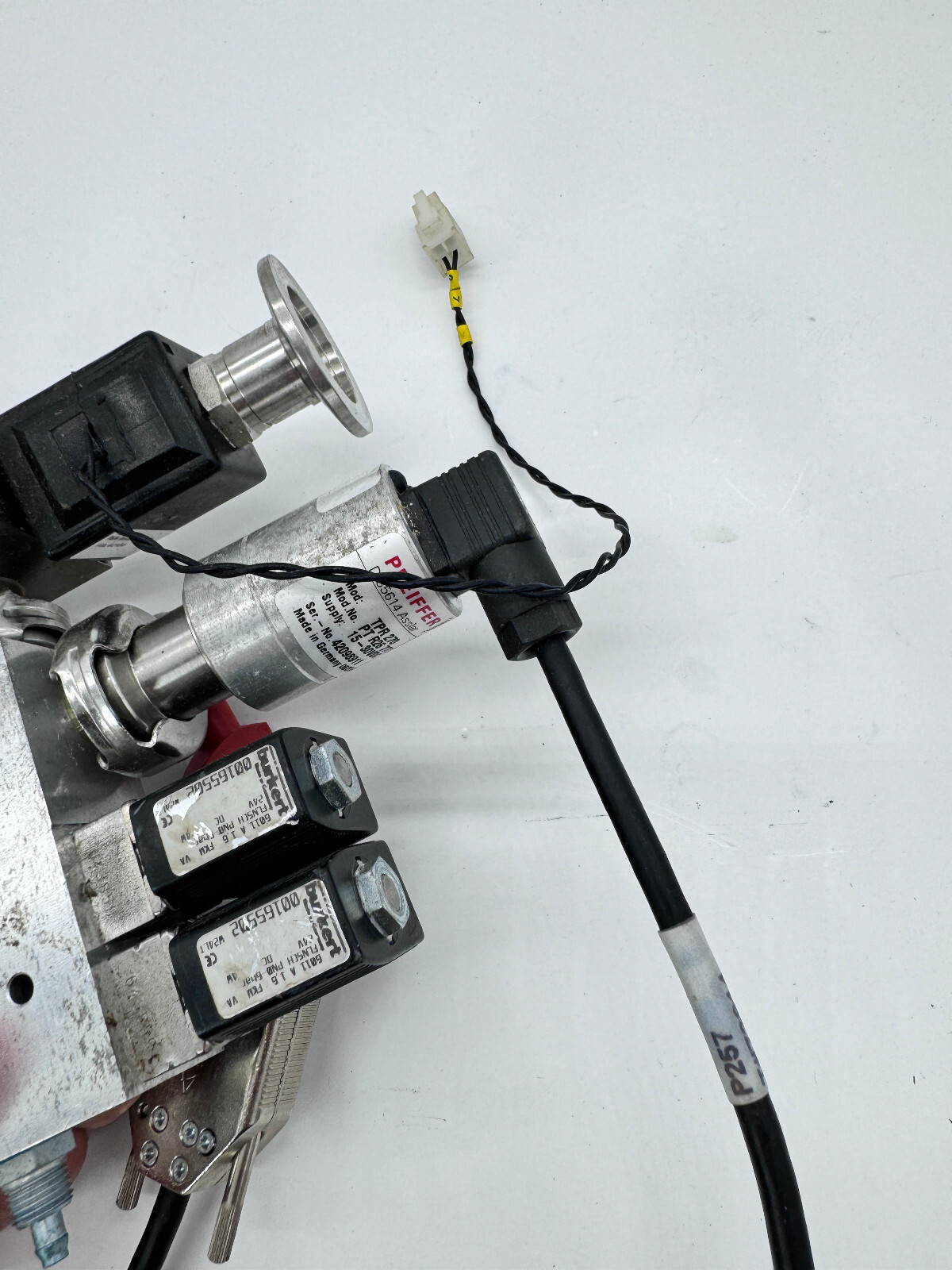 Pfeiffer Vacuum TPR270 PT R26 770 A d 35614 Asslar | DVI 205 MI burkert 5011