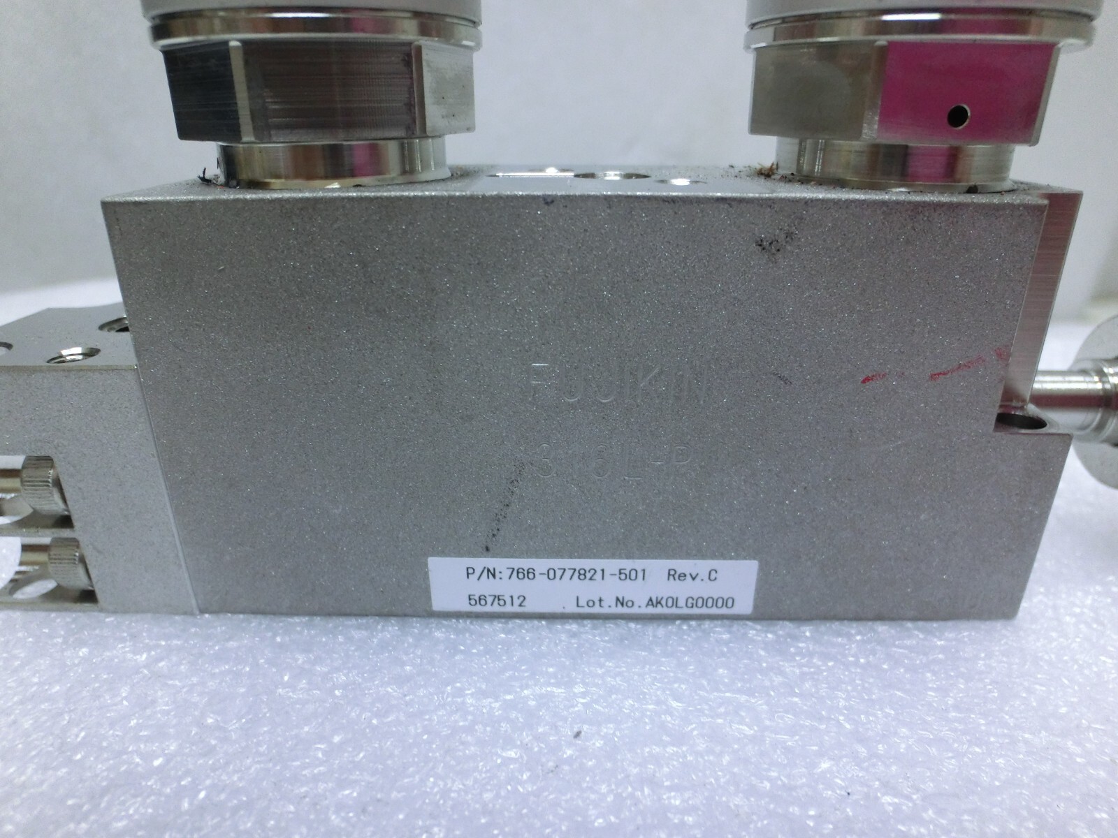 Lam Research 766-077821-501 Rev C Fujikin 567512 Valve Assy,0.5~0.6mPa,N.C_,9249