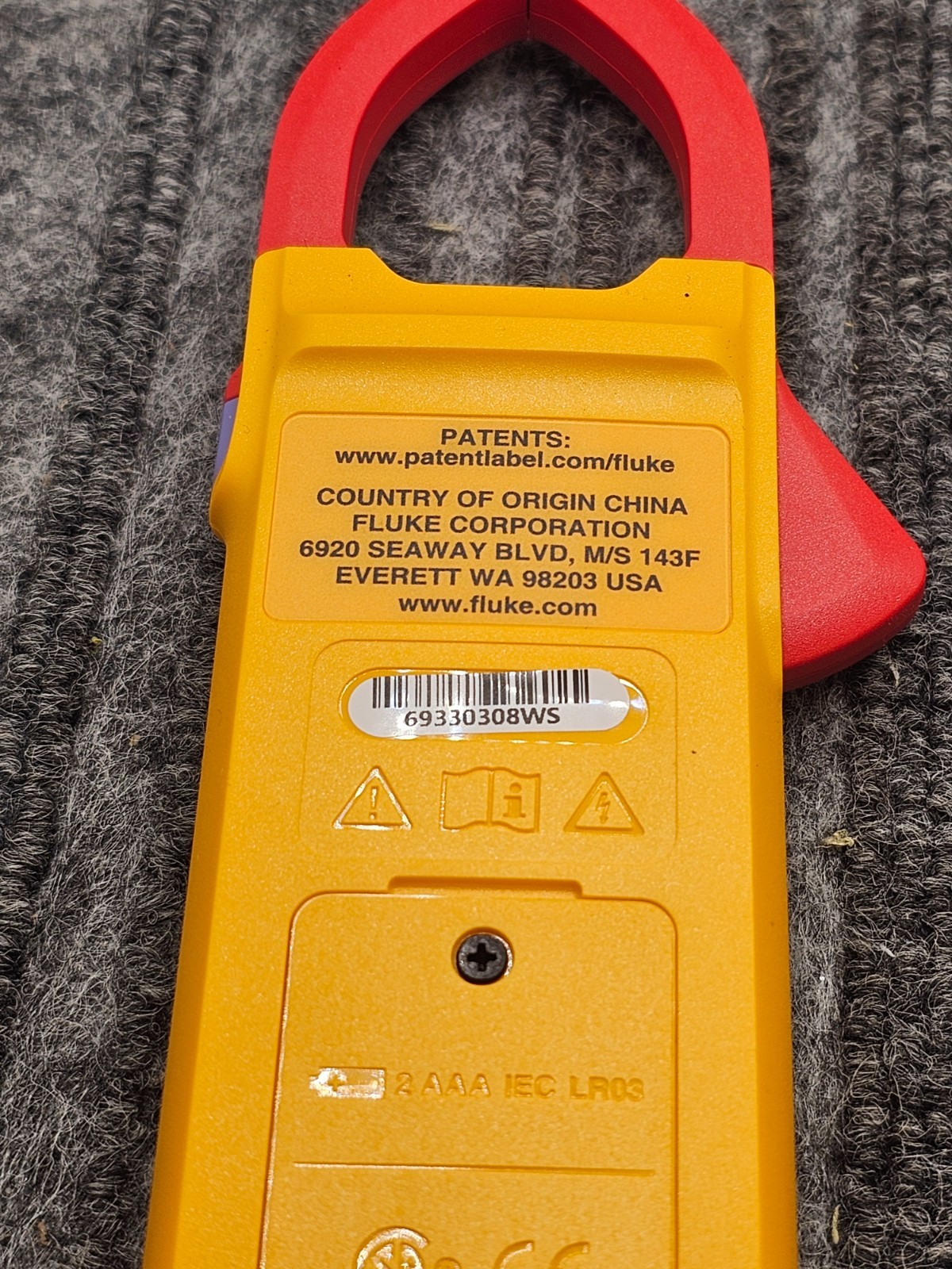 Fluke 301D/ESP Ultra-Slim Body Thin-Jaw Palm-Sized AC/DC Digital Clamp Meter