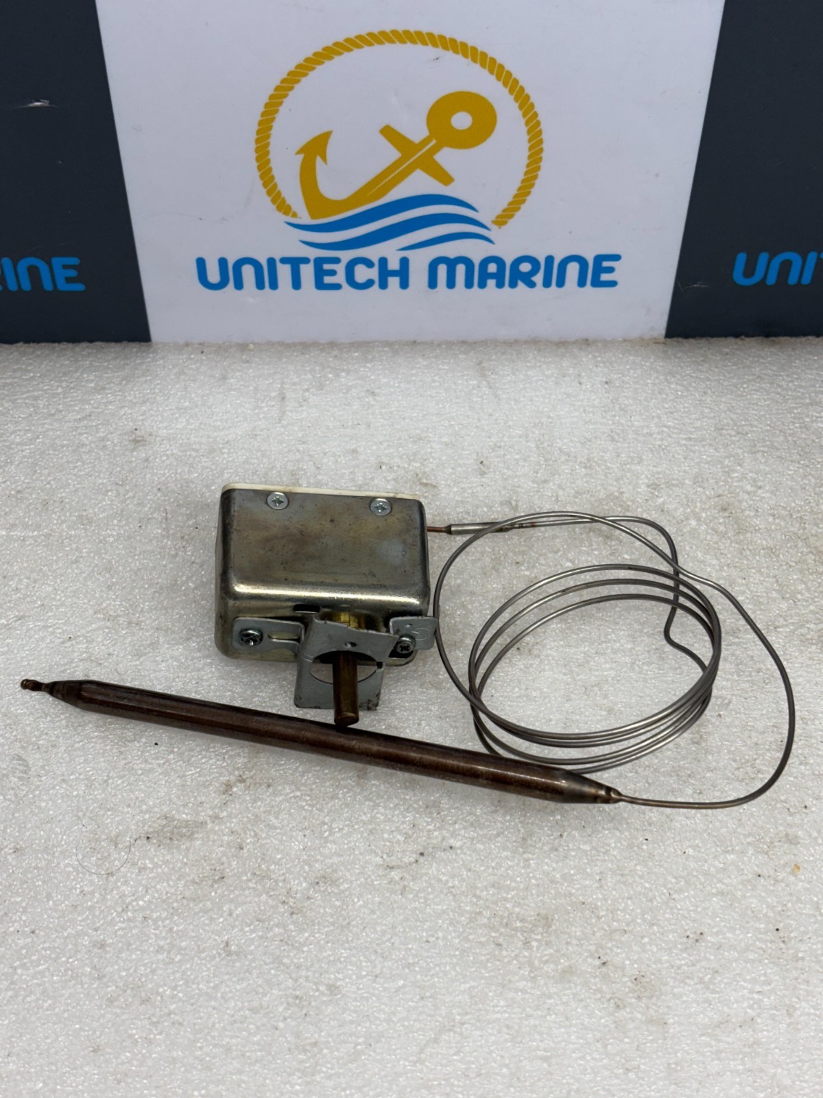JUMO EM-1 Thermostat IP00 AC 8(1.5)A 230V