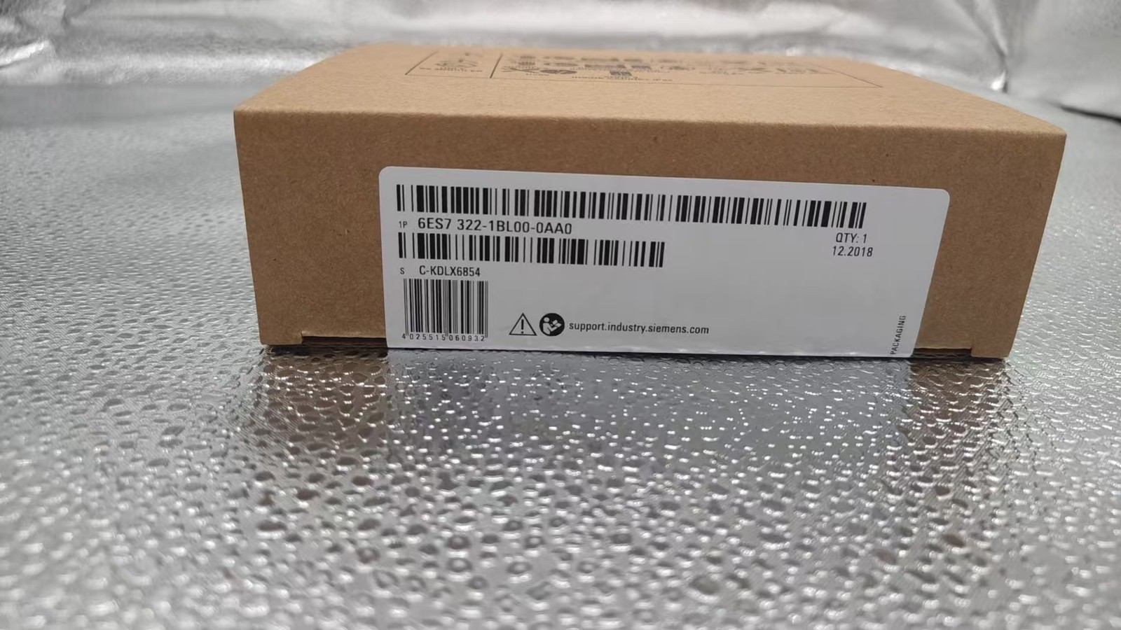 6ES7322-1BL00-0AA0 New Siemens SIMATIC S7-300 6ES7322-1BL00-0AA0 Output Module #