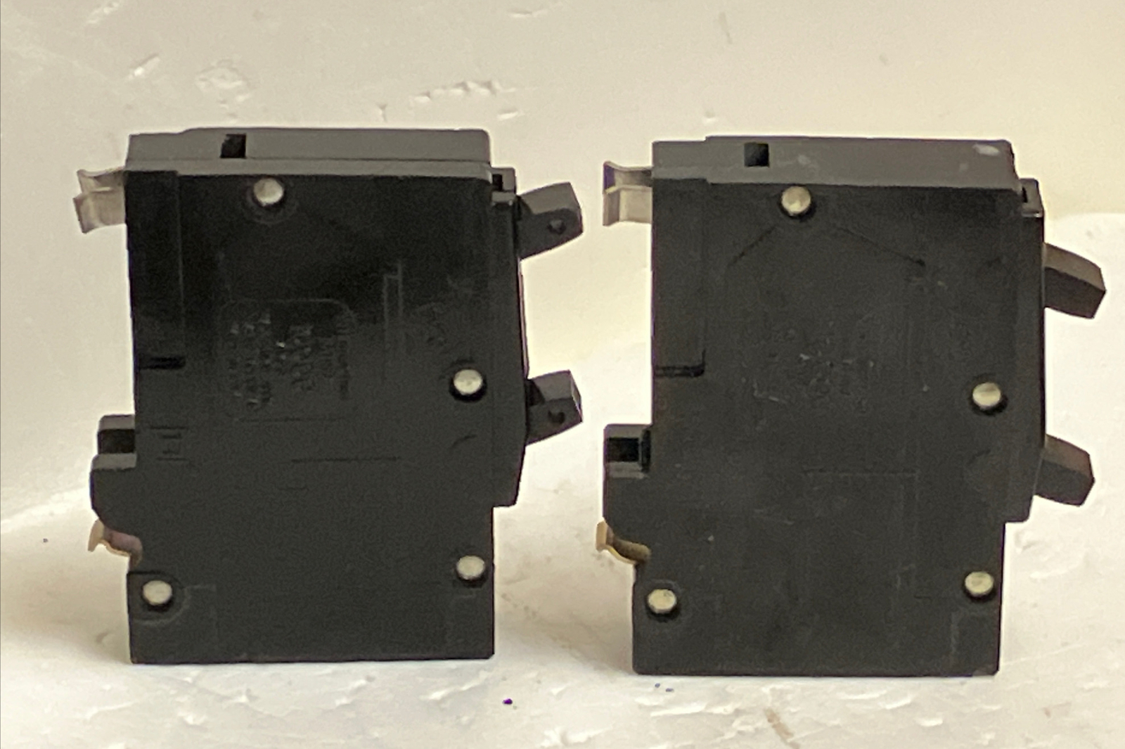 Square D QOT2020 20 Amp 1 Pole Piggyback Tandem CLIP QO2020 clamp connect