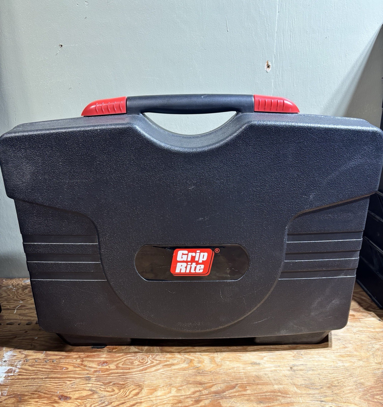 Grip Rite Tools Hardwood Flooring Stapler – Model: GR200FS