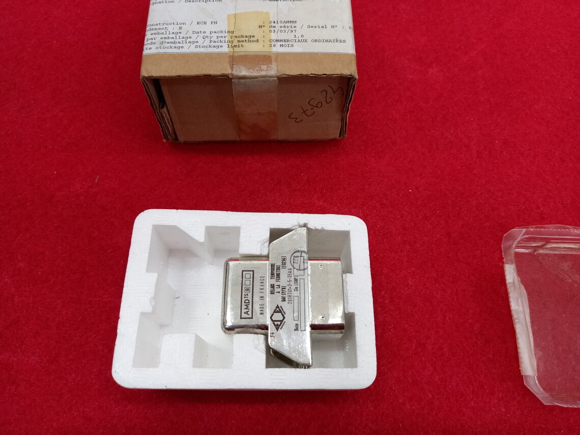 RELAY. 291RT01-3-5-35AA. 28VDC MADE IN FRANCE.