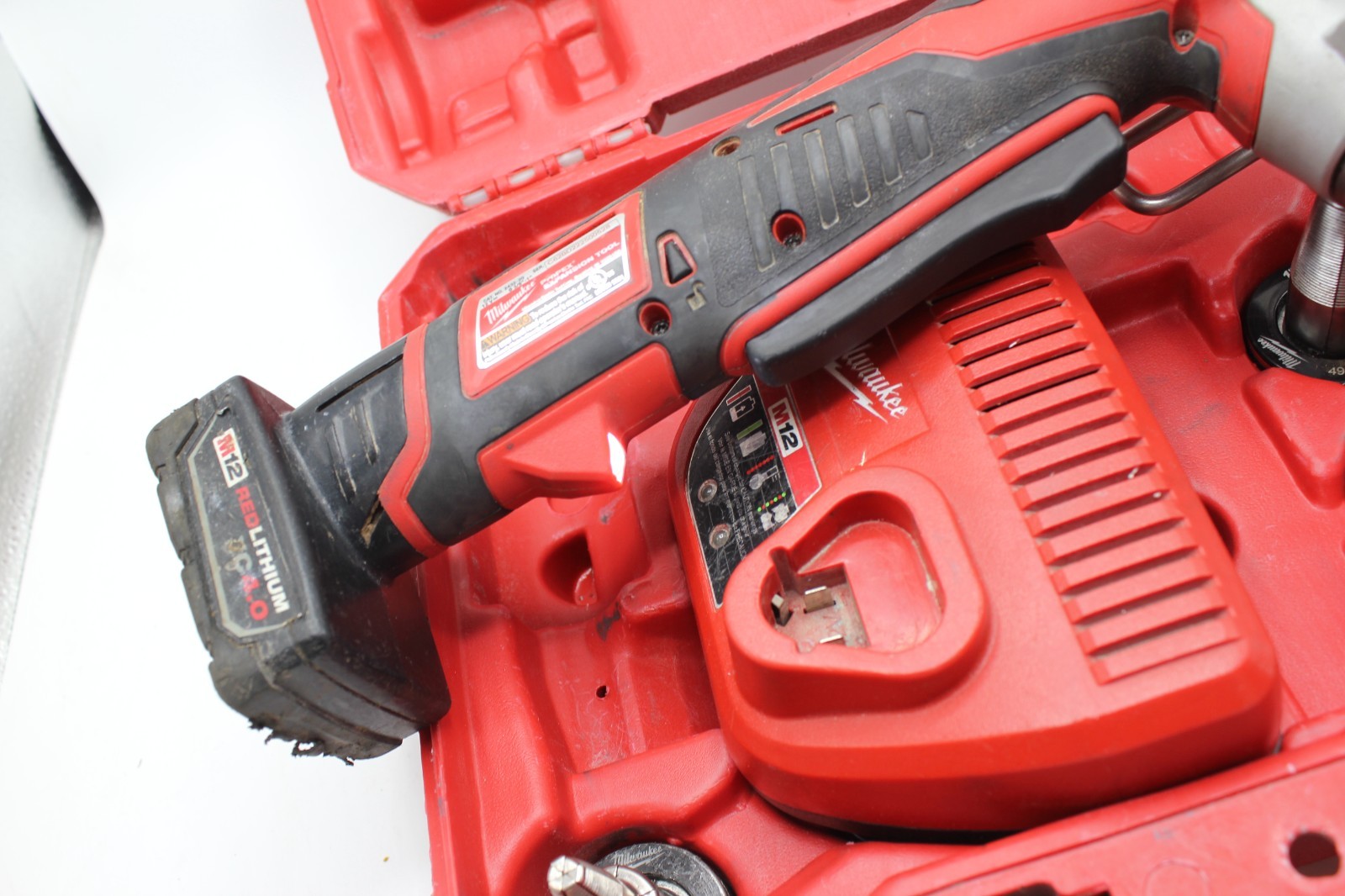 Milwaukee M12 ProPEX Expander Tool Kit 3 Expander Heads 2473-22 kit 2 Batteries