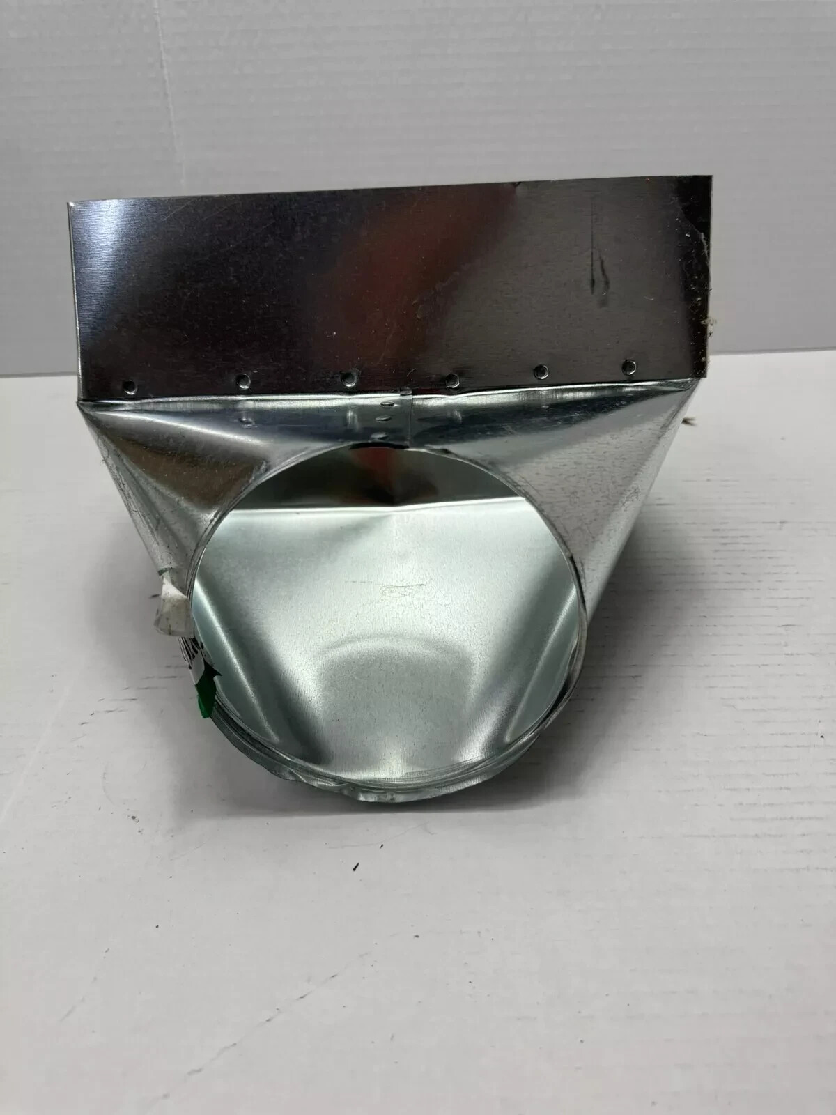 Assorted HVac Ducts as shown. Varies sizes ..See Pics