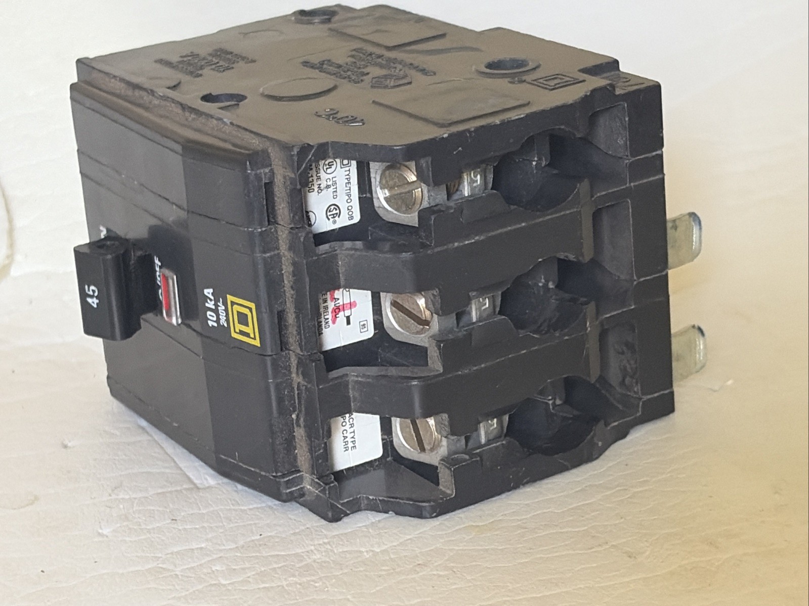 Square D QOB345 45A 3-Pole 240V Bolt-On Circuit Breaker Trip Indicator 10k New