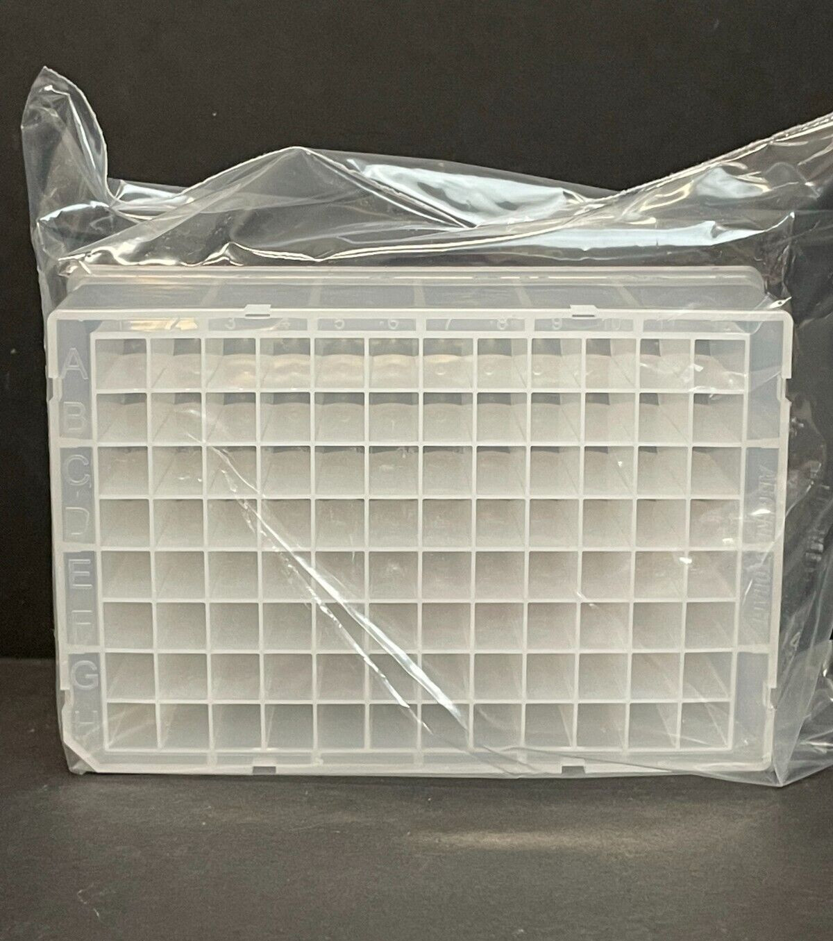 Thermo Scientific KingFisher Microplate 2.2 ml 96 Well Deep Well 50 Plates