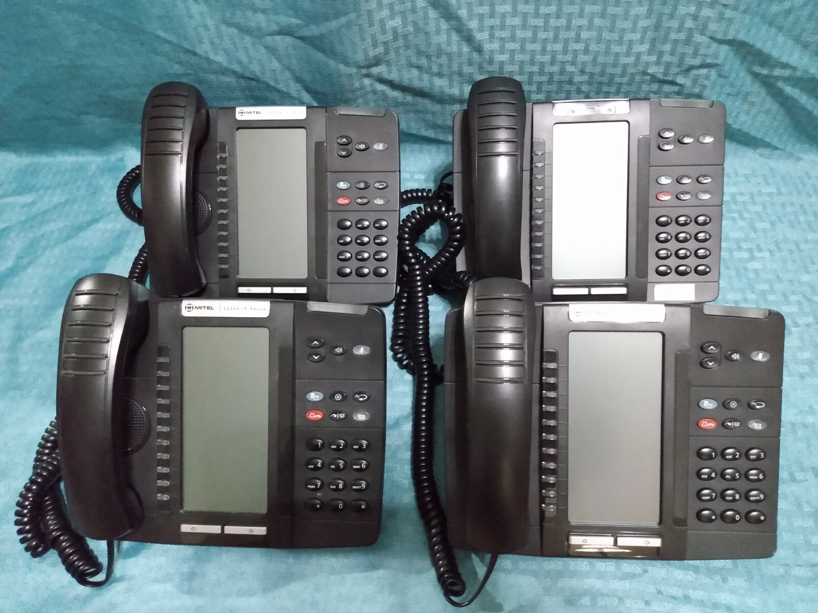 Lot Of 4 Mitel 5320e IP Phones With Stands