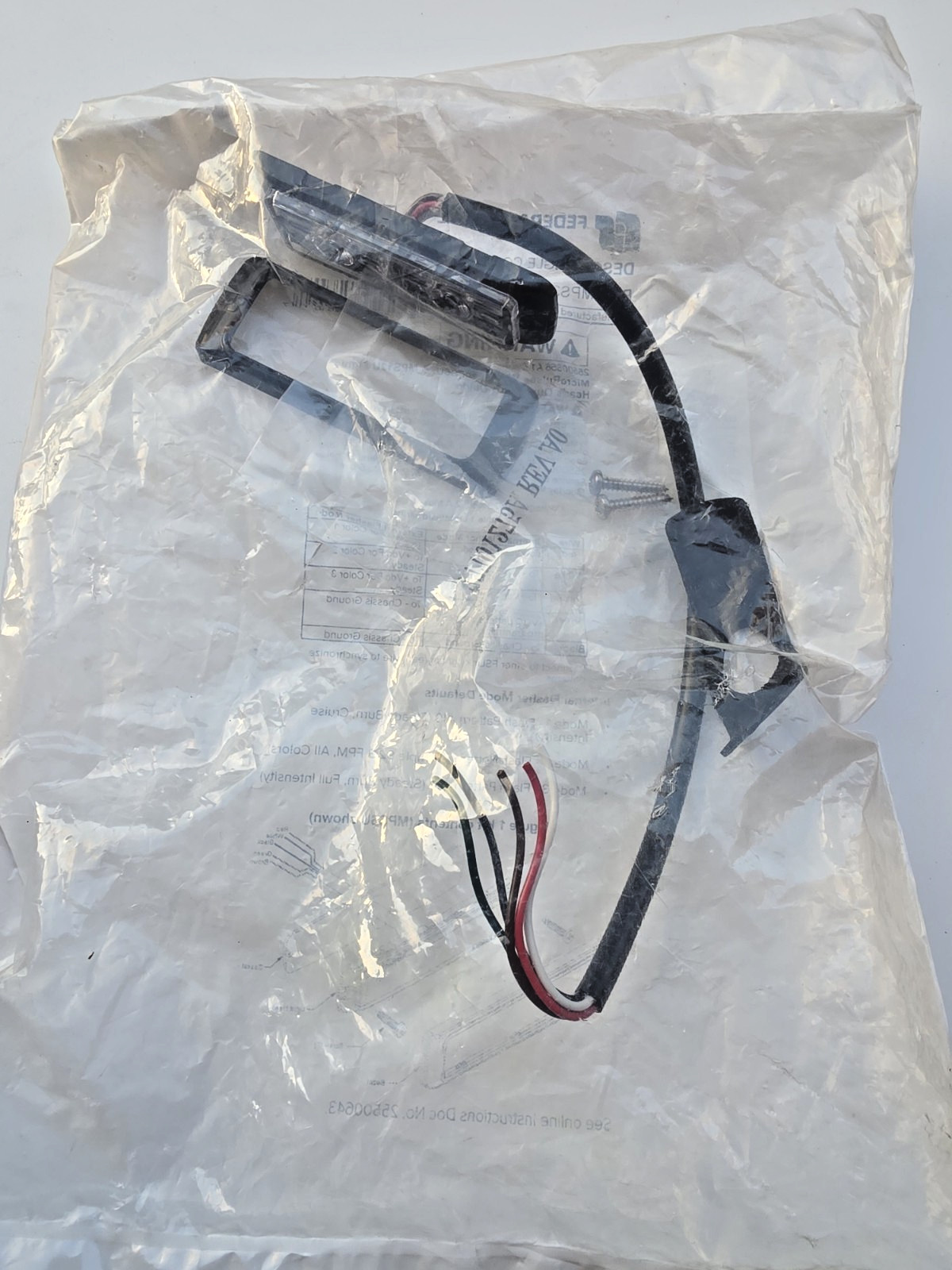 MPS31U-W, Federal Signal Micropulse Surface Mount 3 LED White Light, NEW
