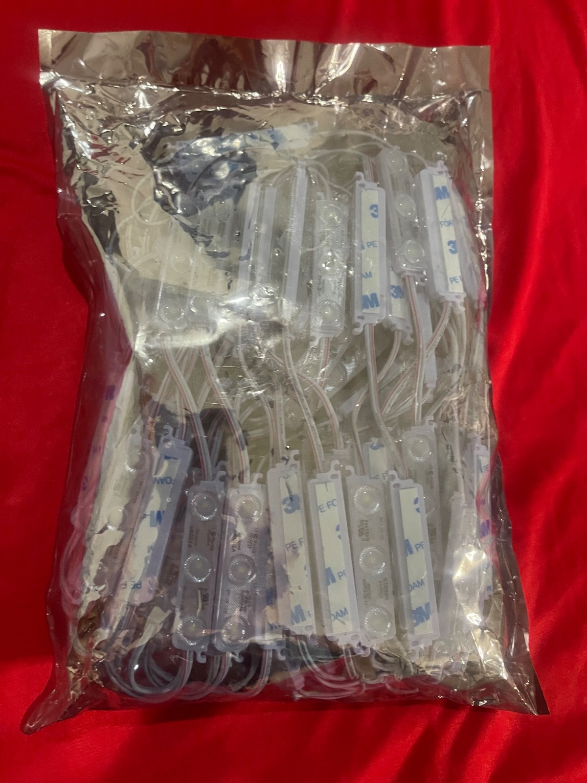 LED MODULE Type : SMD2835 3leds module Voltage : DC12V / 1.2W Color : Cold White