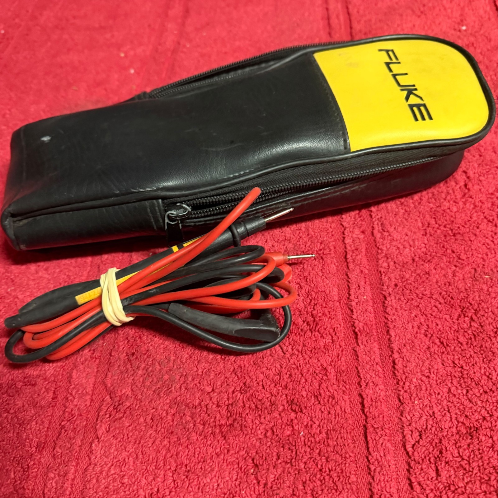 Fluke 902FC True-RMS HVAC Clamp Meter With Leads used