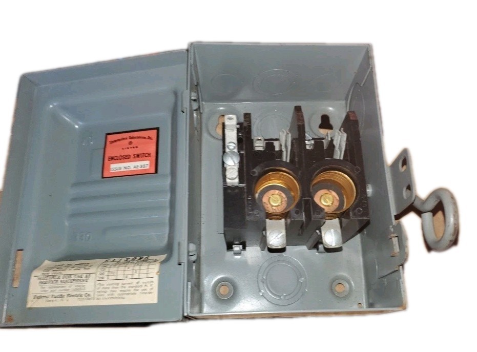 NOS Vintage Federal Pacific Electric FPE 30 Amp Safety Switch Disconnect UNUSED