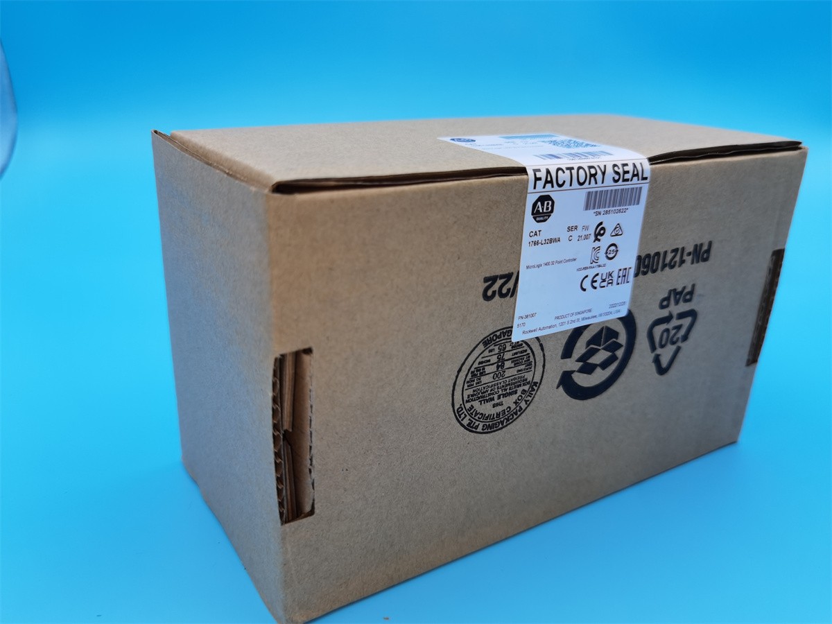 New Factory Seled MicroLogix 1400 32 Point Controller 1766-L32BWA Series C