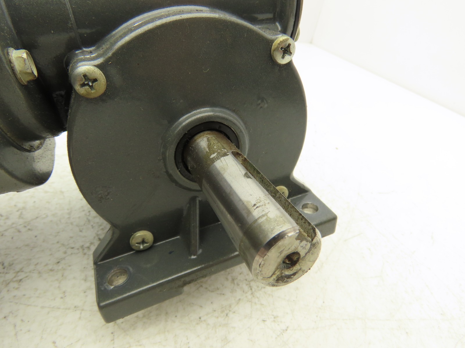 Baldor GM3340 AC Gearmotor 40:1 Reducer 1/4 Hp 42RPM 208-460V 3Ph RH Output