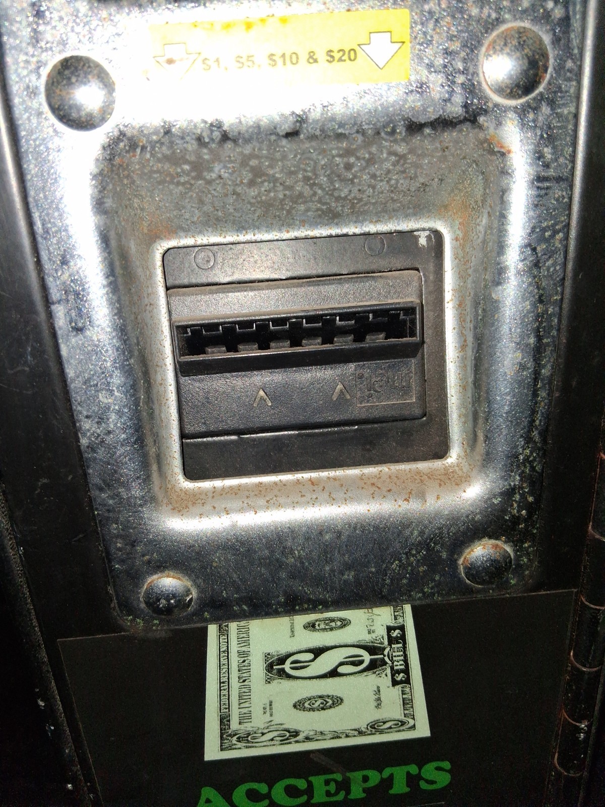 Lot Of (2) 1994 Rowe BC100 Change Machines