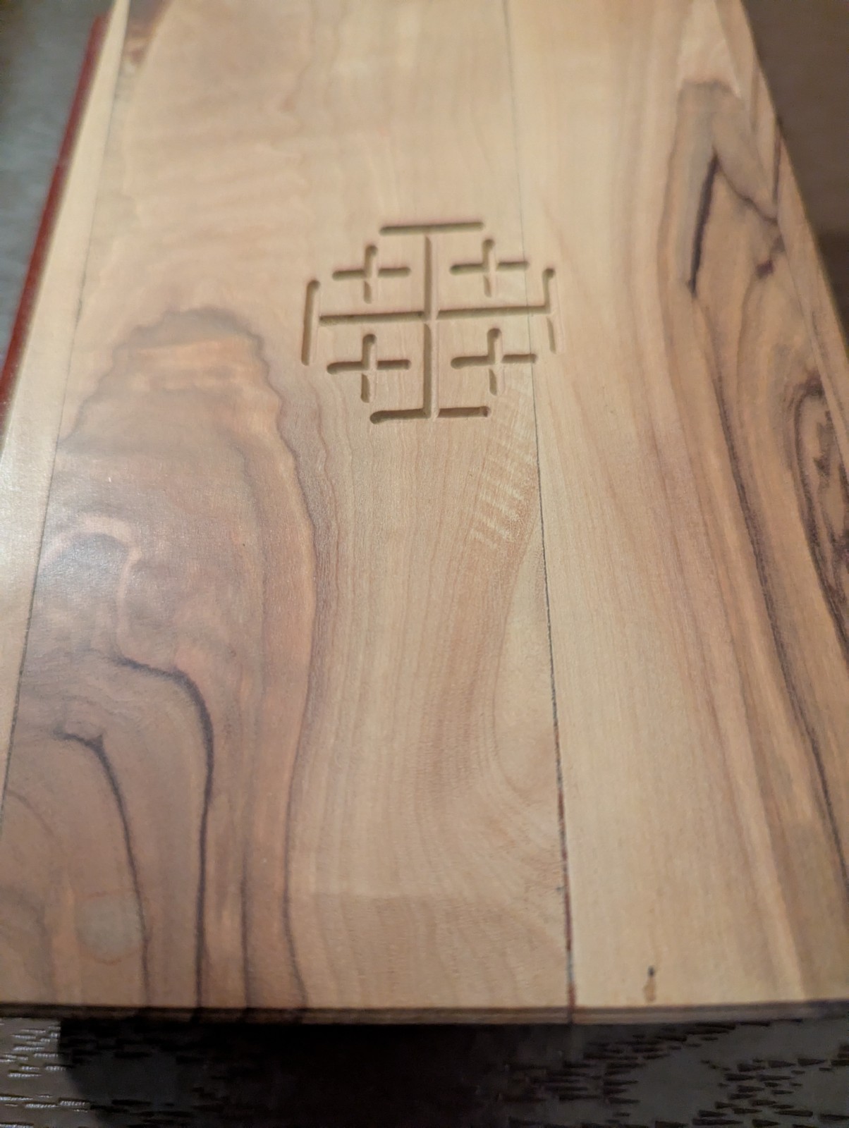 Bible Woodcover high end Israel priest estate