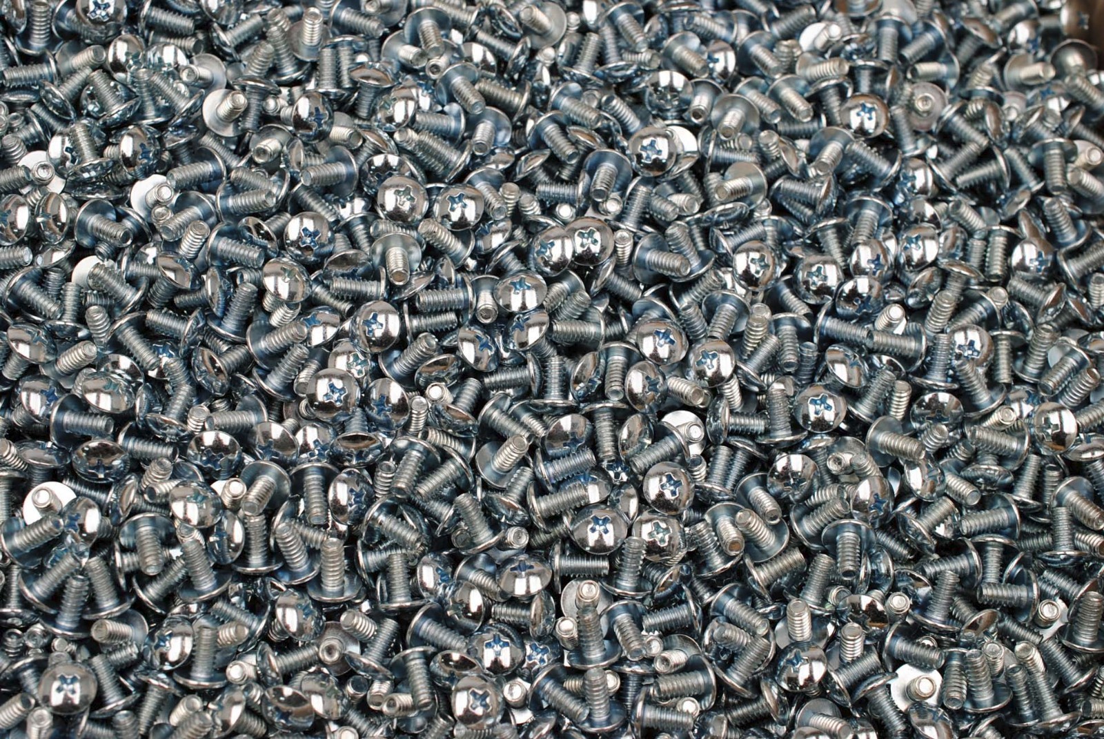 (1200) Phillips Truss Head 10-24 x 3/8 Machine Screws #10 Zinc