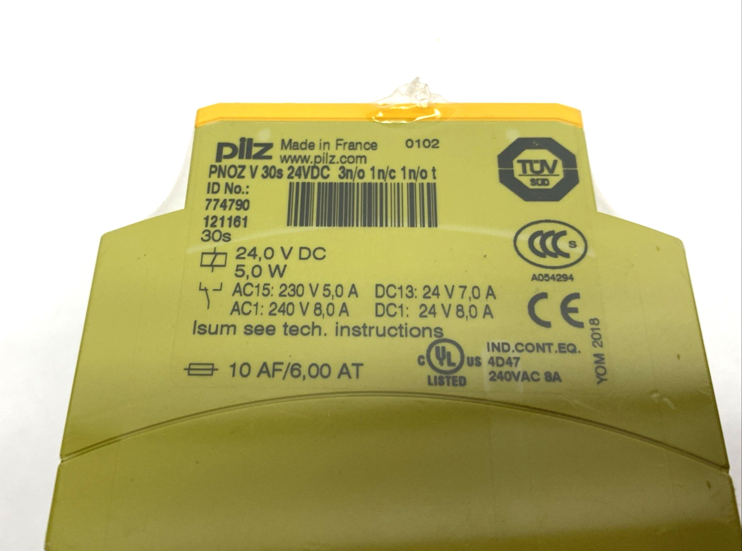 Pilz PNOZ V 30s 24VDC 3n/o 1n/c 1n/o t Standalone Safety Relay 1/2-Chann. 774790