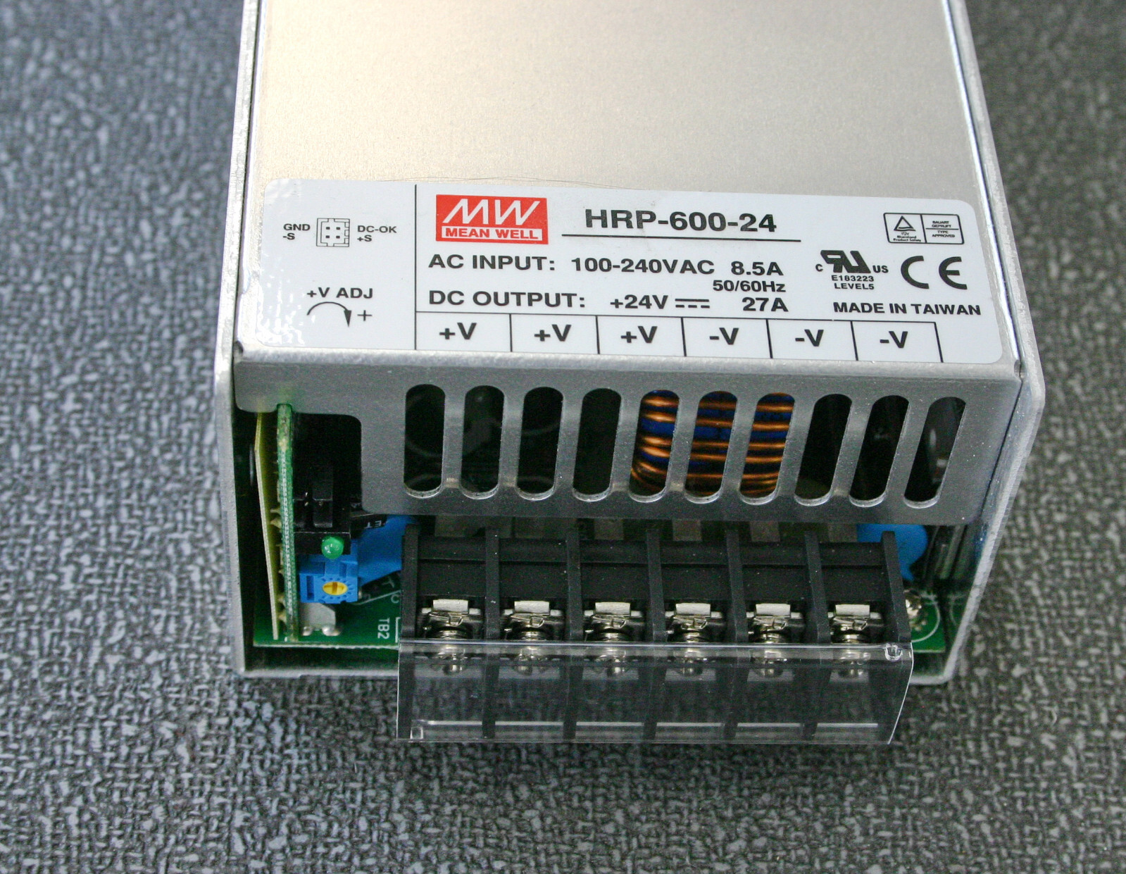 MEAN WELL HRP-600-24 Power Supply 100-240 VAC In 24 VDC Out @ 27 Amp New in Box