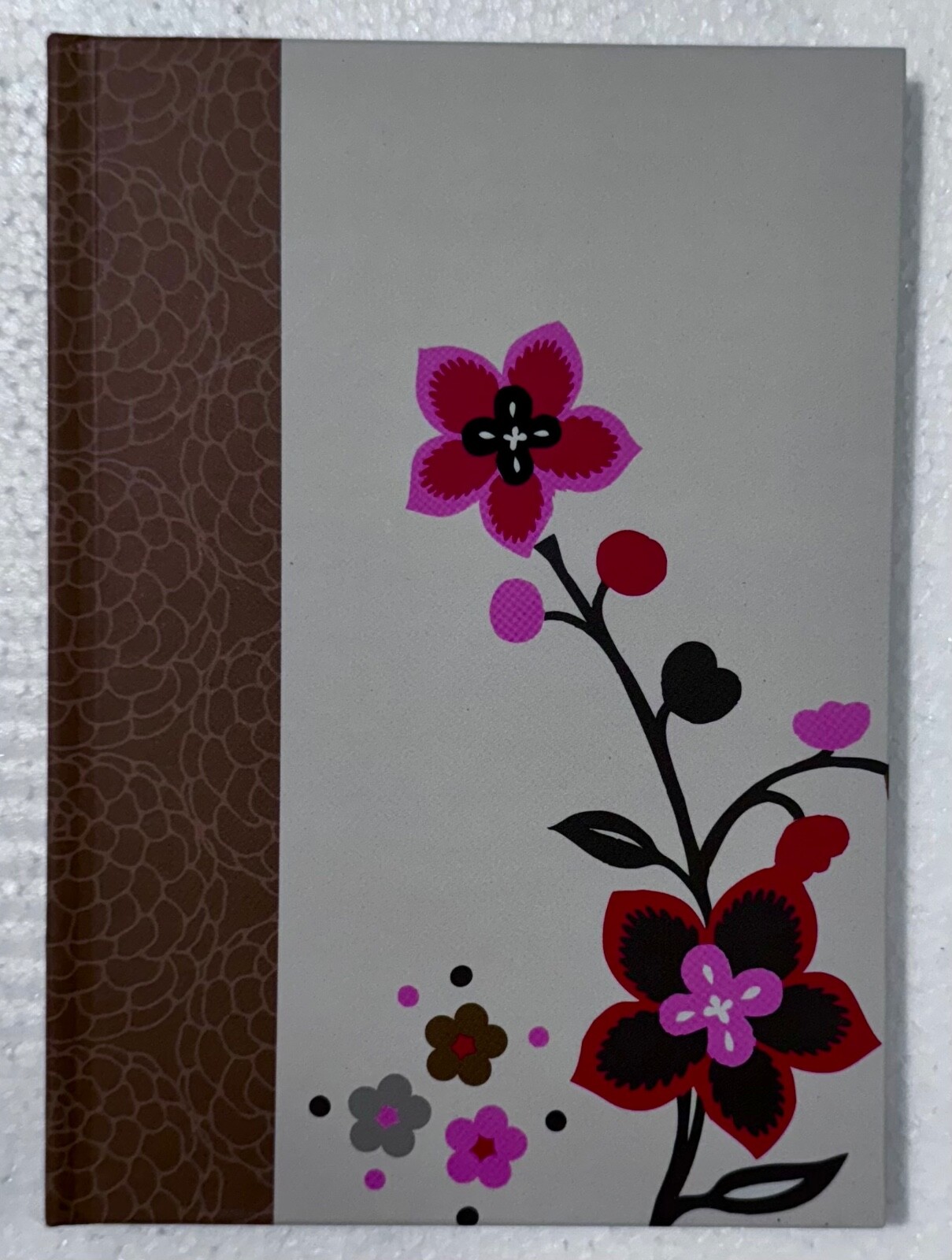 NEW: 2 Journals / Notebooks / Diaries each with 80 lined sheets