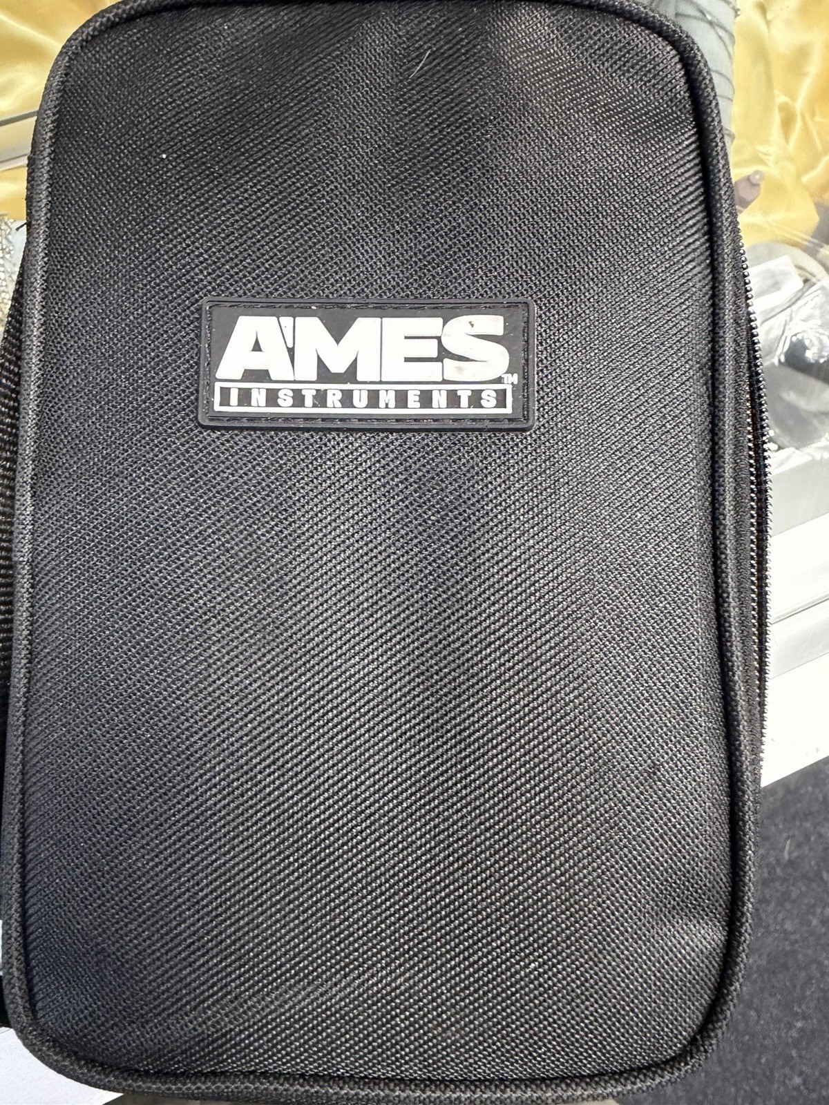 AMES INSTRUMENTS DM600 64014 Compact Digital Multimeter used great Shape