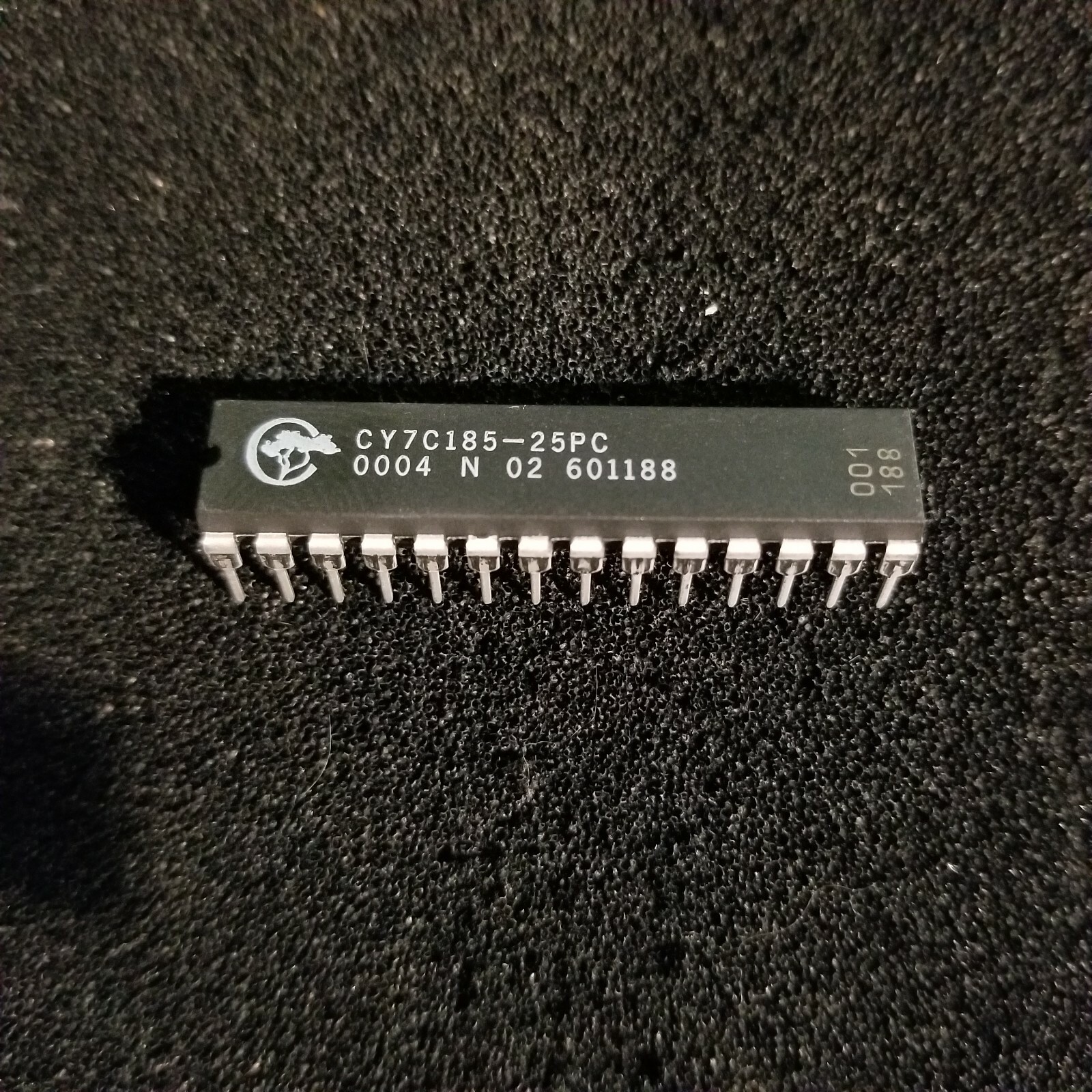 10 pcs CY7C185-25PC CYPRESS 6264 64K 8Kx8, Unused static ram SRAM 300mil 28p DIP