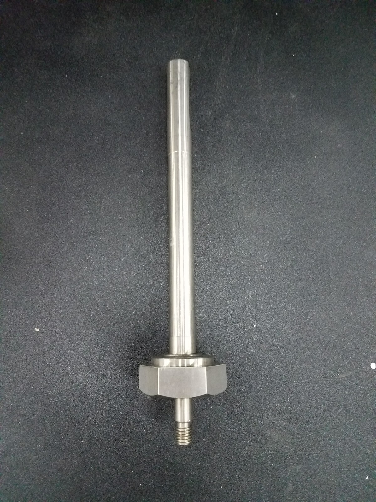 Hatsuyuki HC-8E Part 24 Main Shaft with Connector