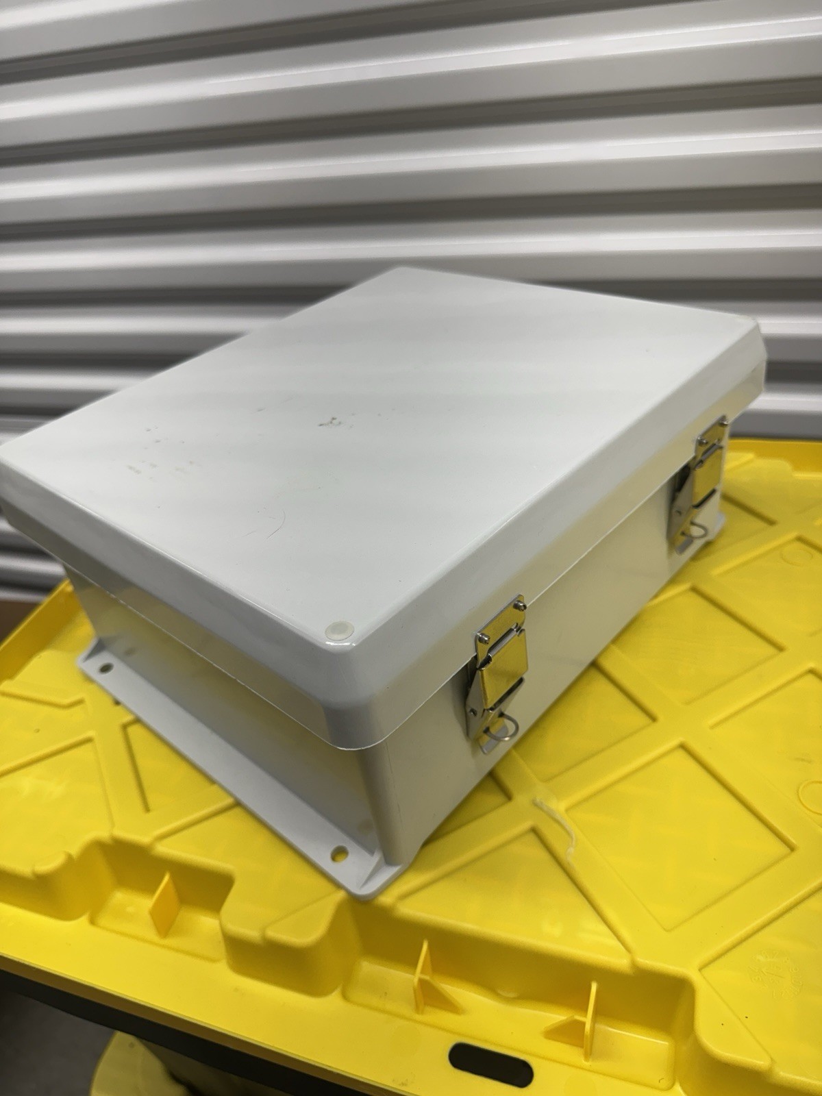 Vynckier VJ1210HWPL2 Fiberglass NEMA 4X IP66 Enclosure 12×10 Hinged