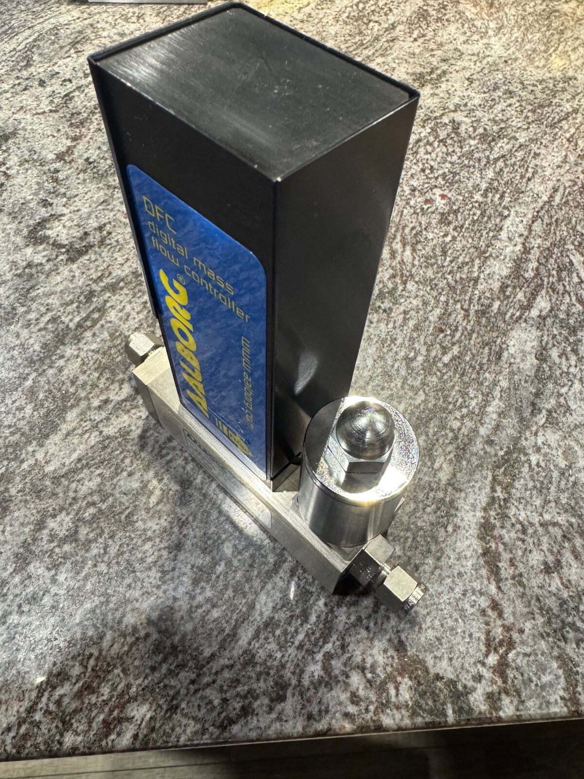 Aalborg DFC36 Mass Flow Controller, 0-30L/Min Argon