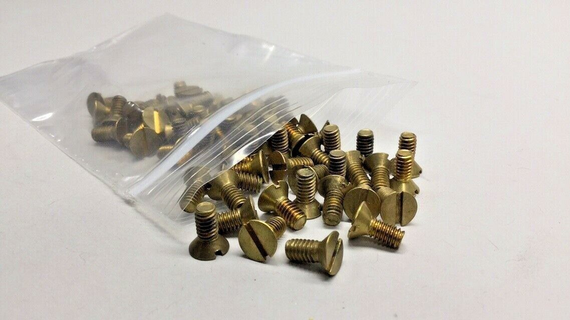 Brass 1117-65 Machine Screw Slotted Flat Head #8-32 x 3/8″ (Pack of 65)