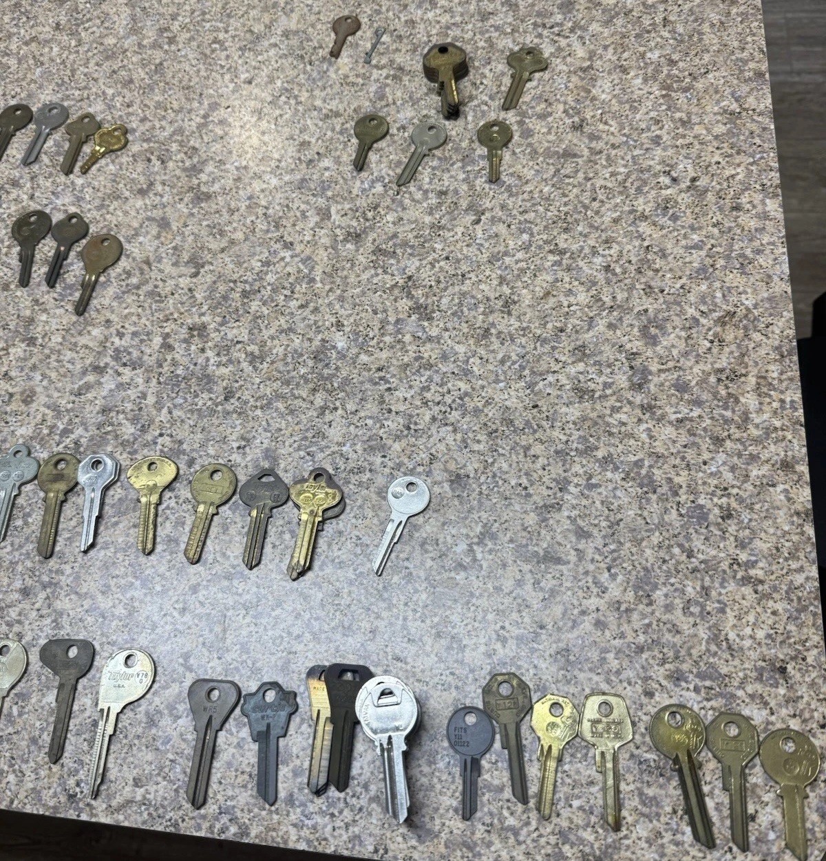 Lot 135 Key Blanks 3 lb Many Patterns See Details Ilco Master National Schlage