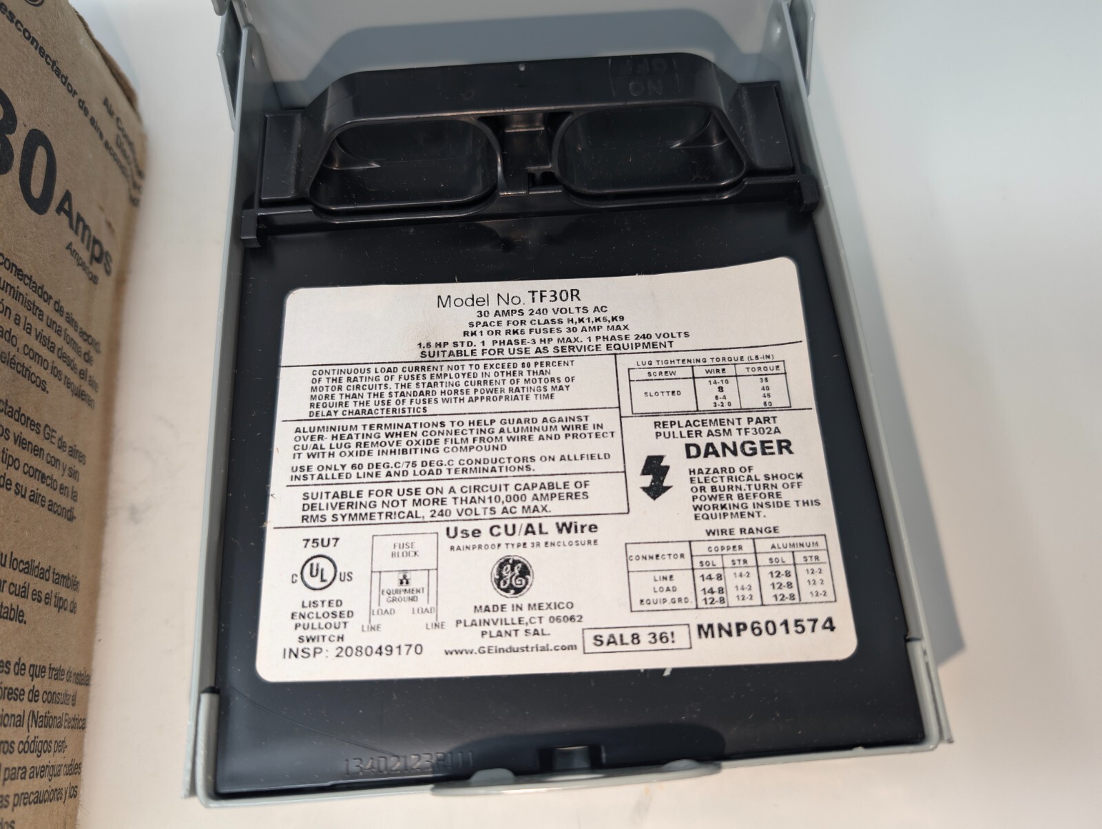 NEW! General Electric GE Air Conditioner Disconnect 30 Amp TF30RCP (178)