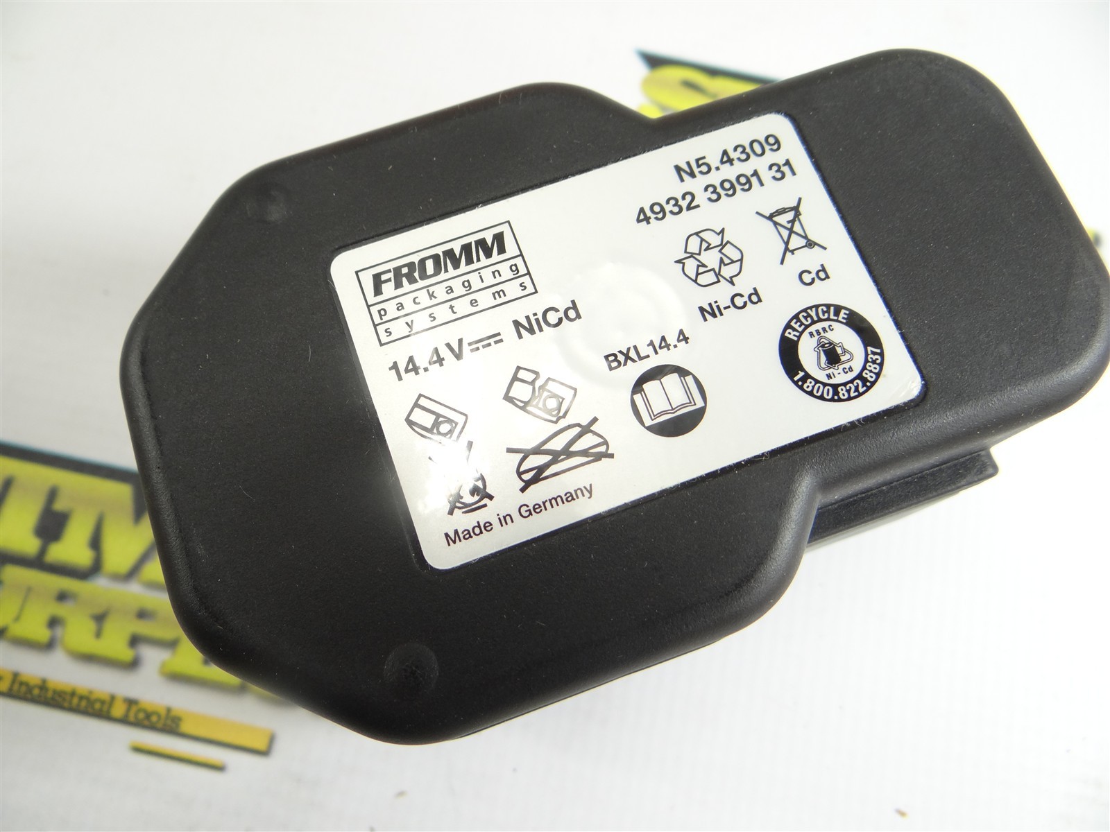 NEW! ULINE 14.4 VOLT REPLACEMENT BATTERY FOR USE WITH FROMM PACKAGING TOOLS