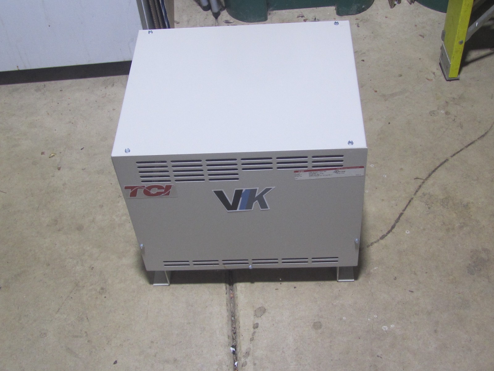 NEW TCI TRANS COIL V1000 KLC SERIES OUTPUT FILTER V1K110A01 3HP, 60Hz, 600v max